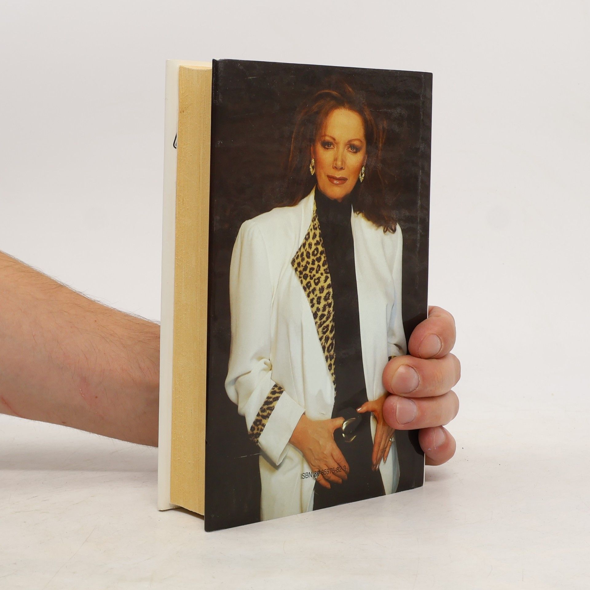 Jackie Collins Pomsta Lucky