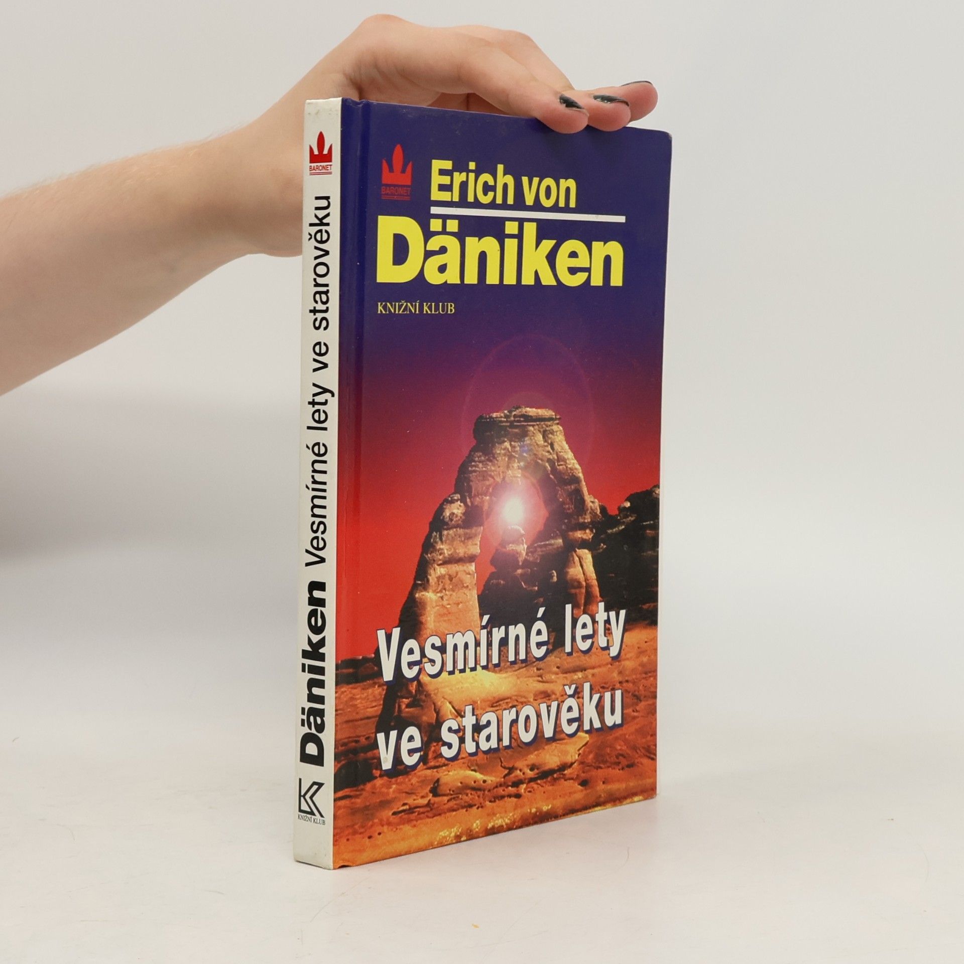 Erich von Däniken Vesmírné lety ve starověku