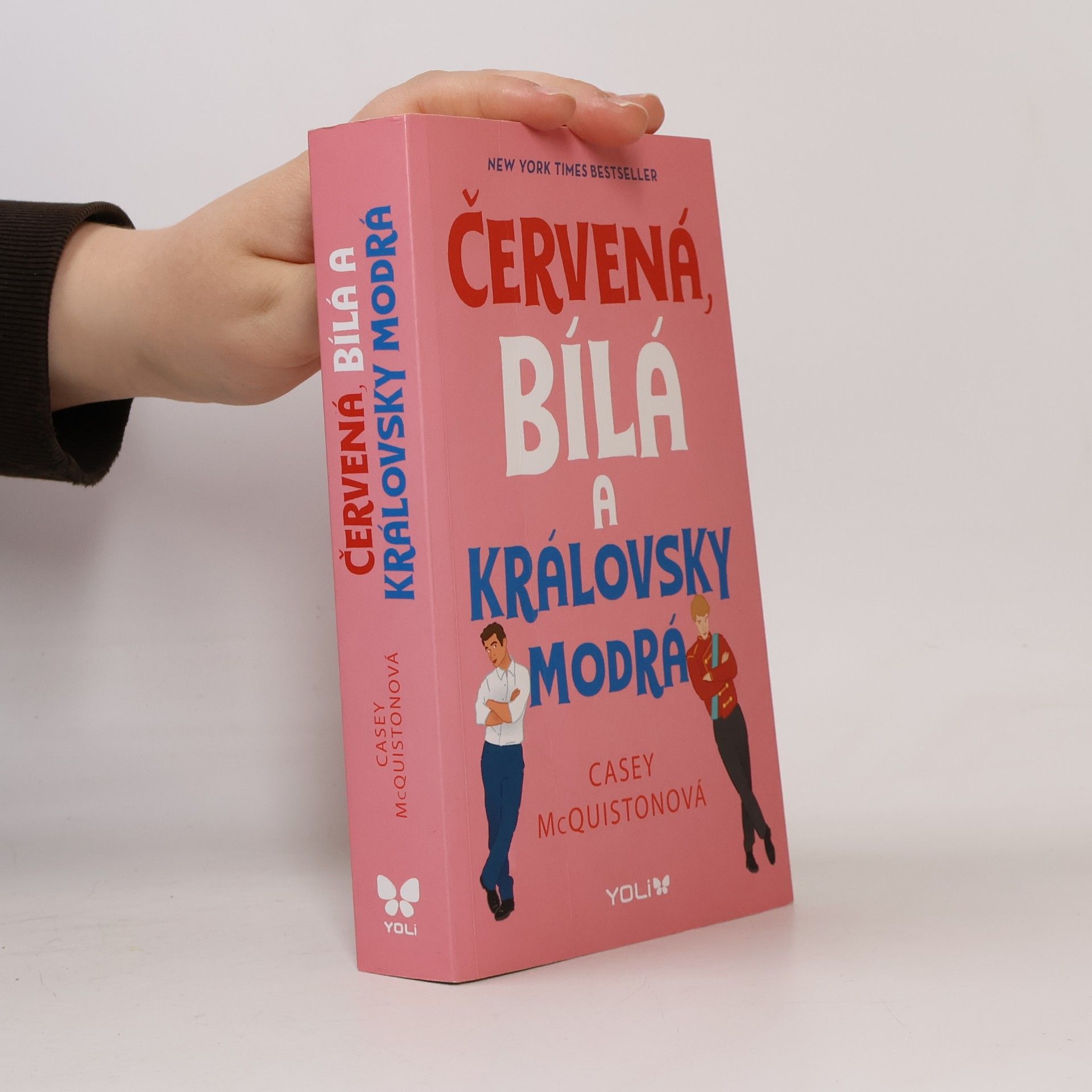 Casey McQuiston Červená, bílá a královsky modrá