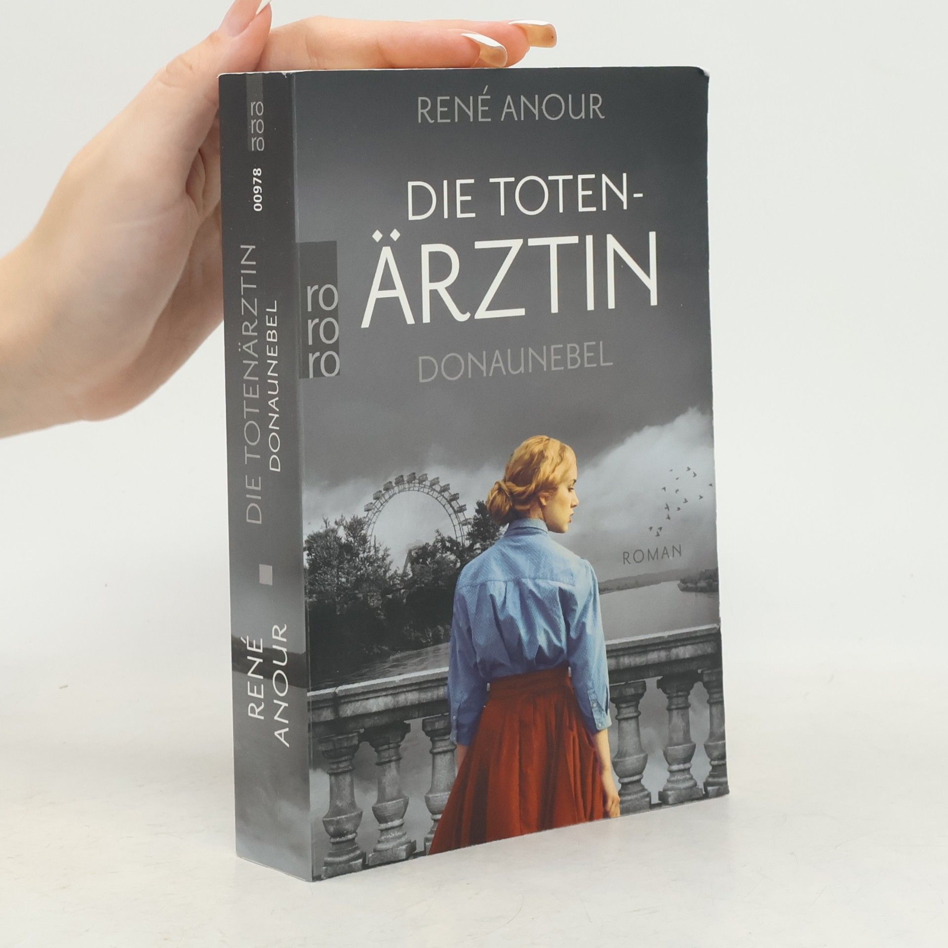 René Anour Die Totenärztin: Donaunebel