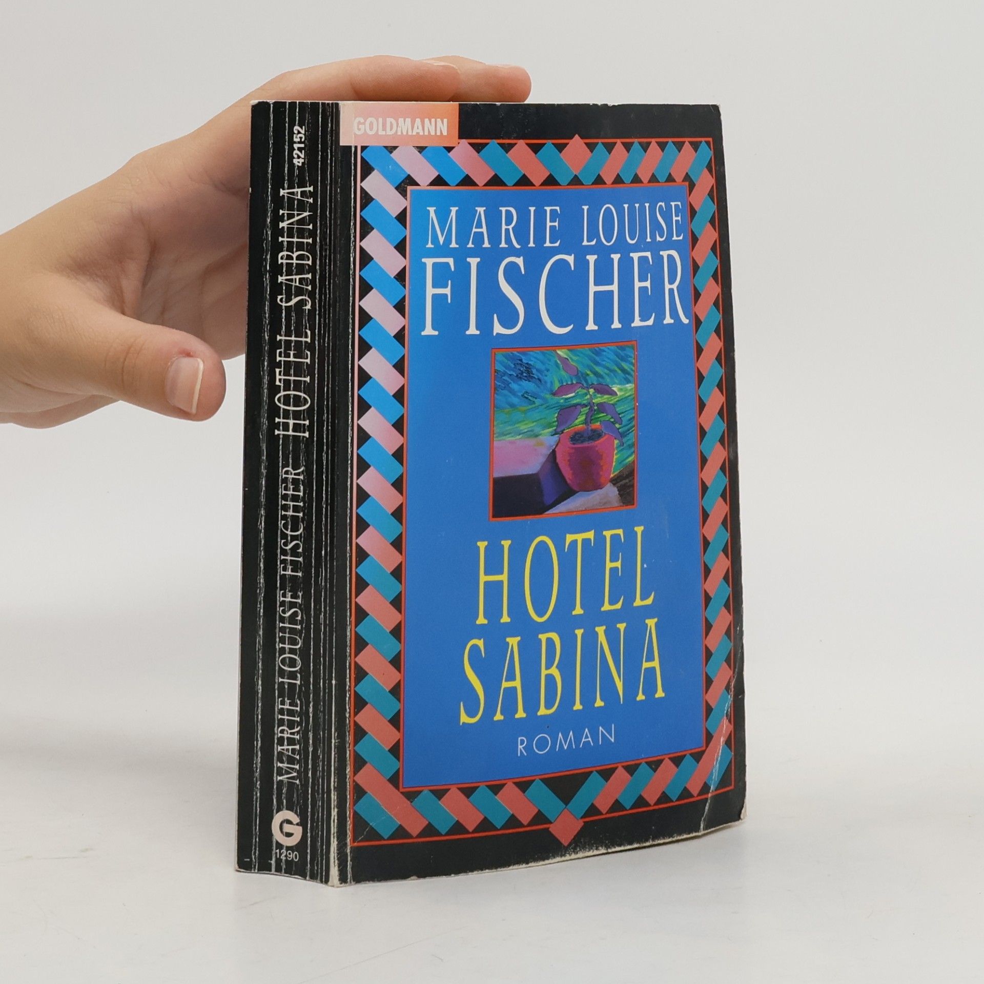 Marie Louise Fischer Hotel Sabina