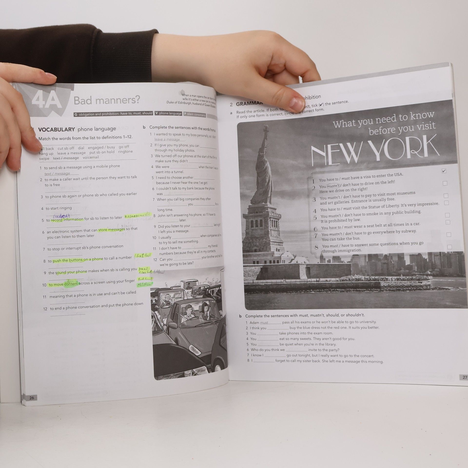 Kolektiv autorů English File Intermediate Workbook with Key, fourth edition