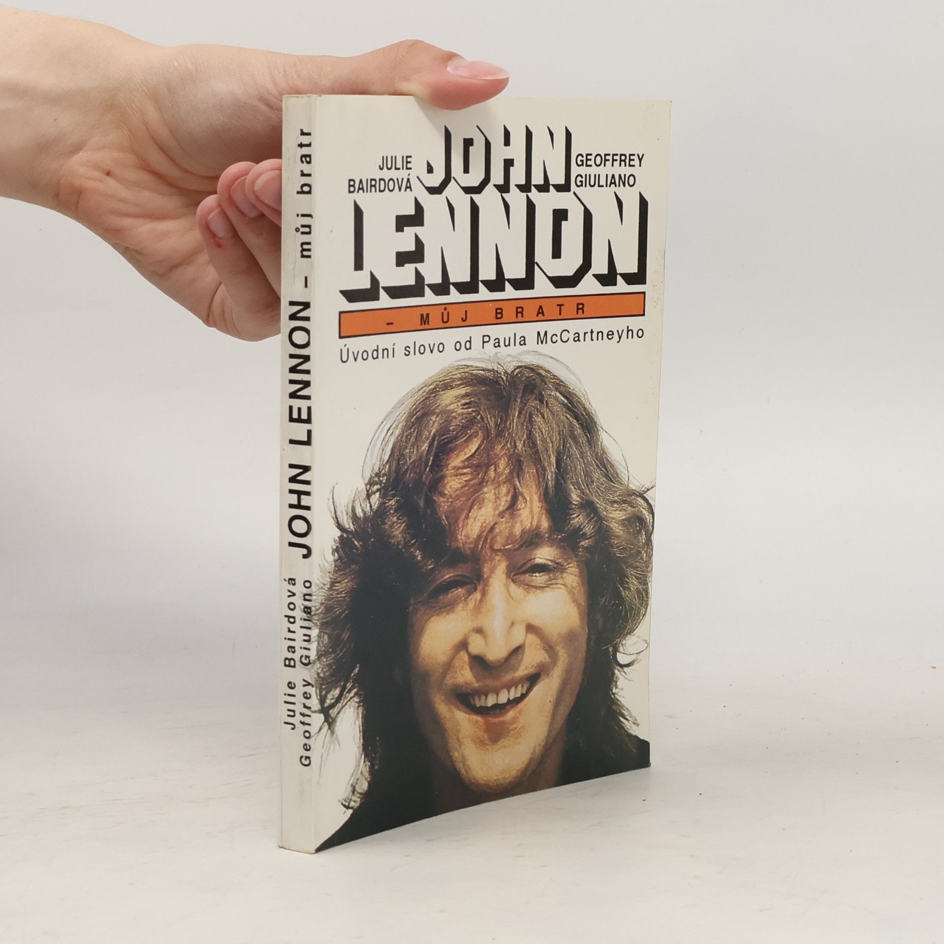 Julia Bairdová John Lennon - můj bratr