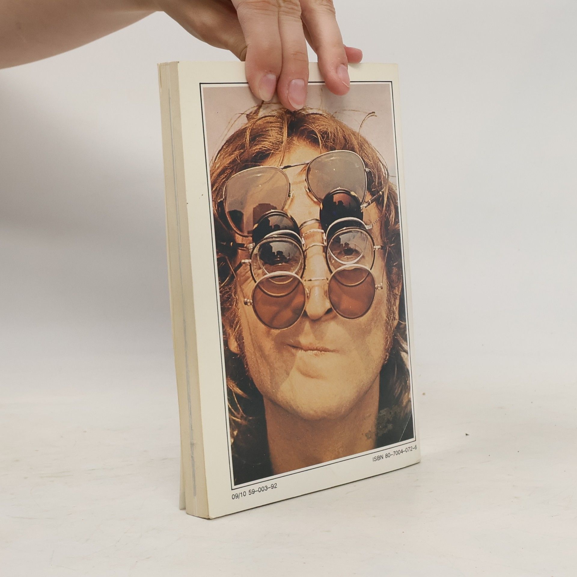 Julia Bairdová John Lennon - můj bratr