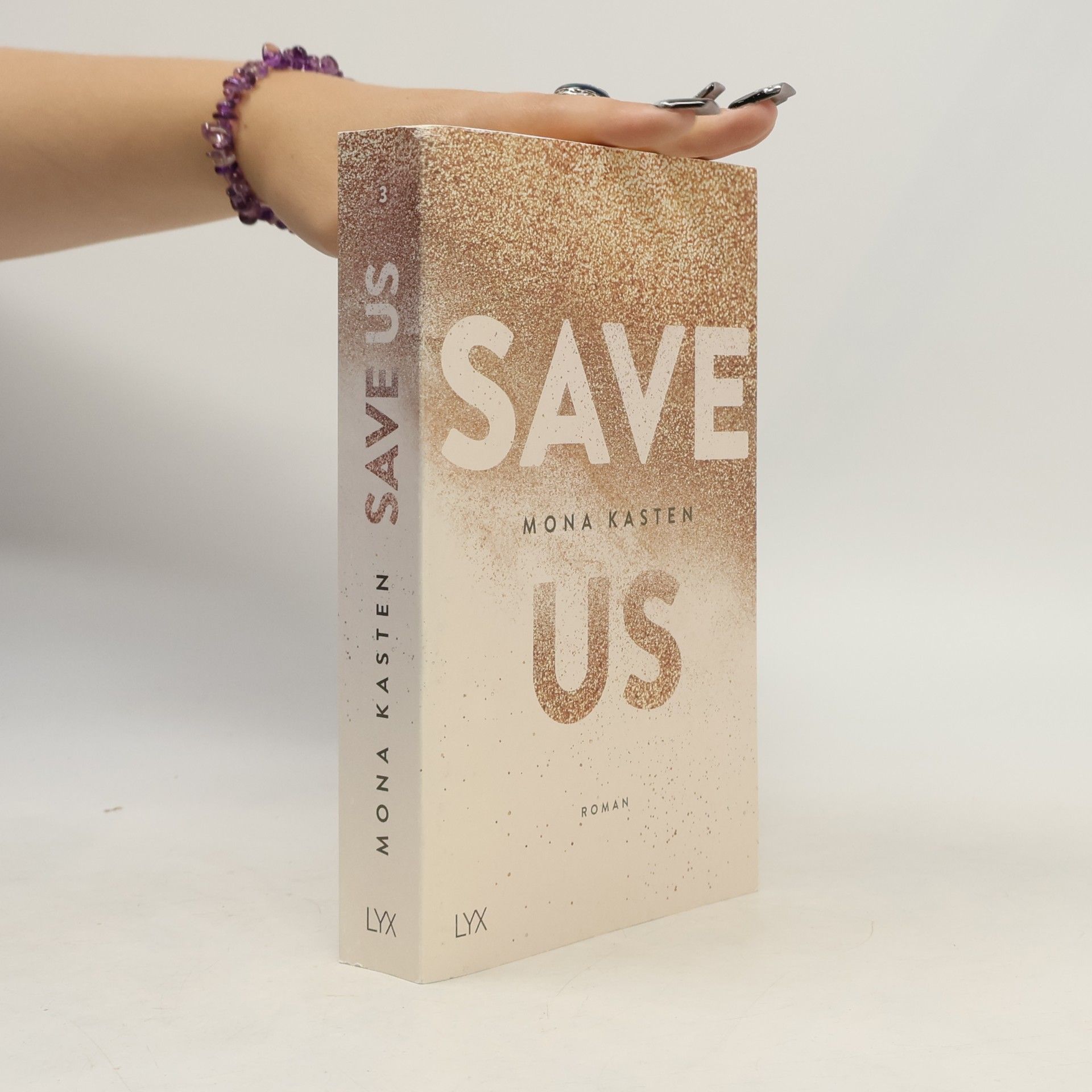 Mona Kasten Save us