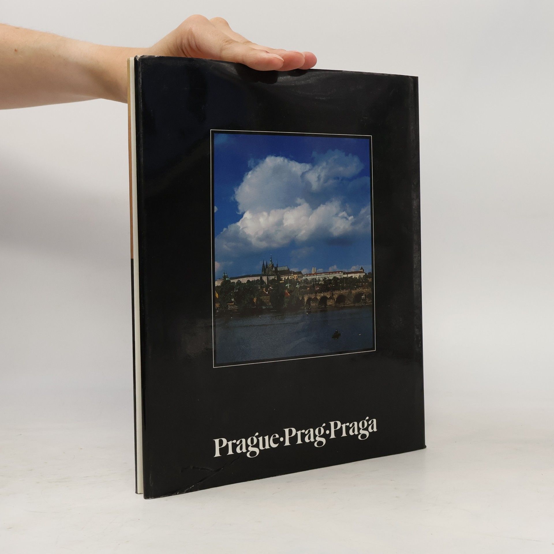 Jiří Macht Magical Prague. Zauberhaftes Prag. Praga Magica