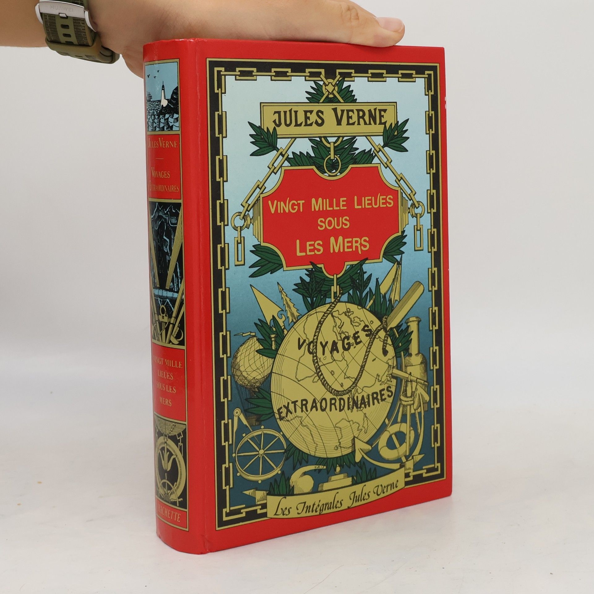 Jules Verne Voyages extraordinaires: Vingt mille lieues sous les mers