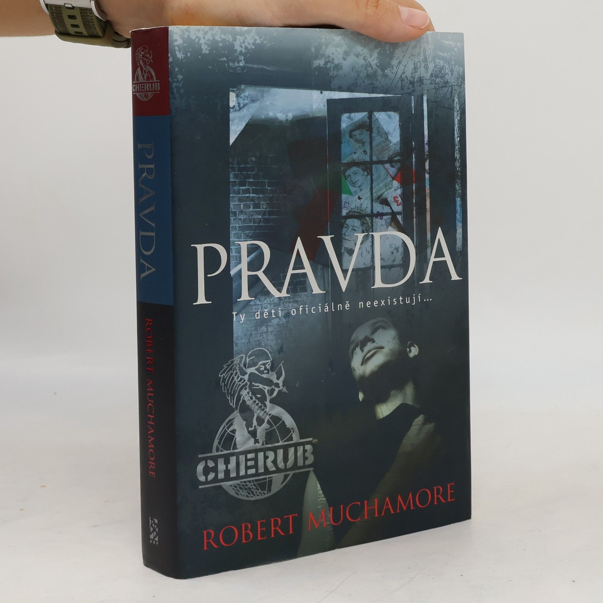 Robert Muchamore Pravda