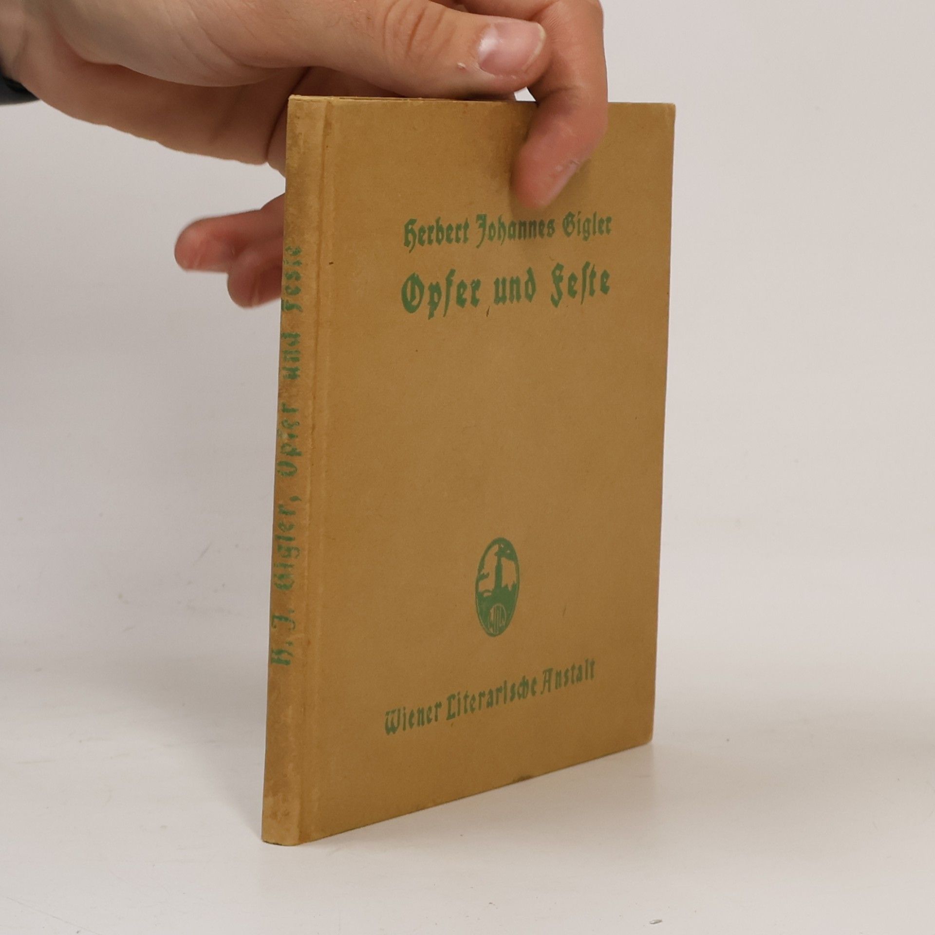 Opfer und Feste