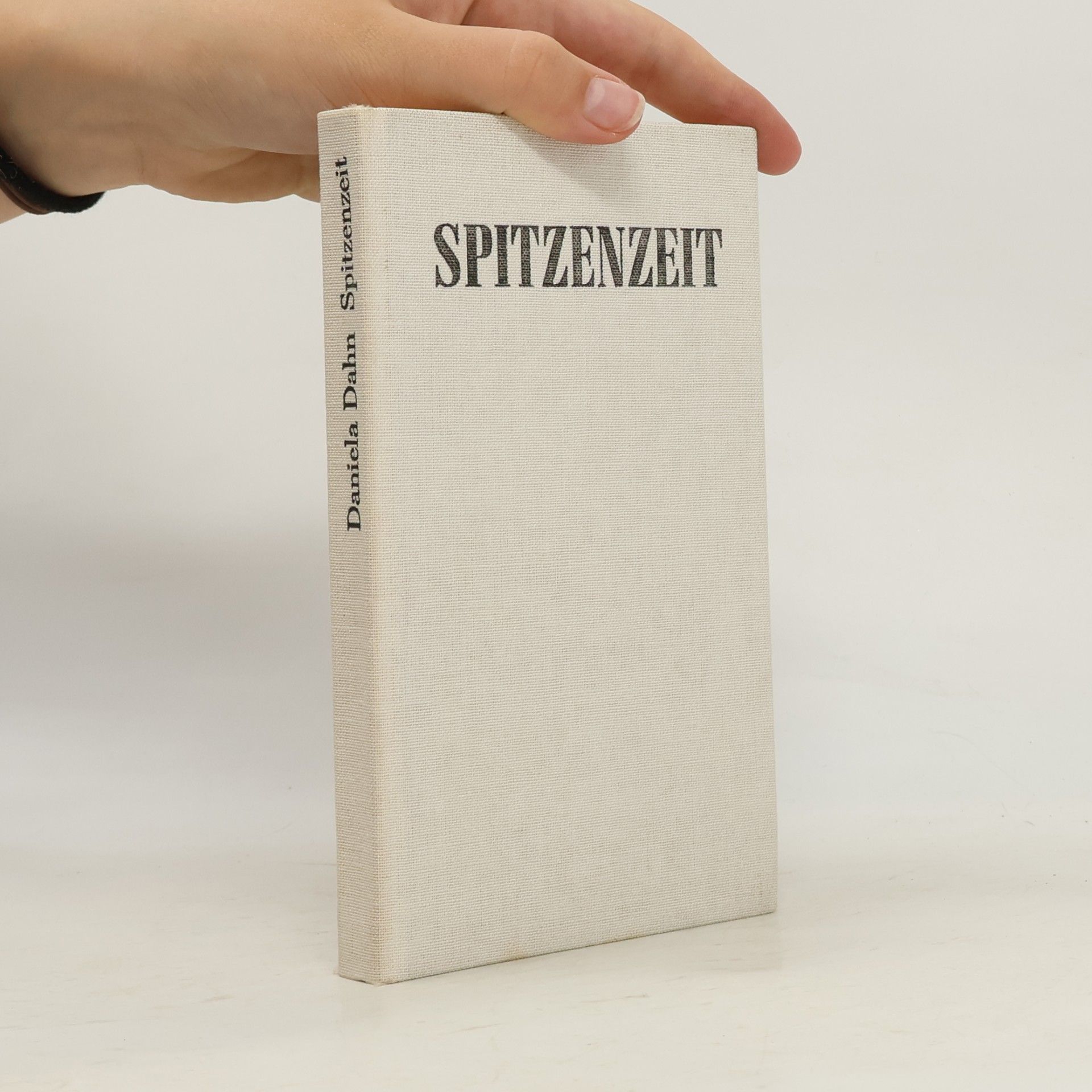 Spitzenzeit. Feuilletons und eine Collage
