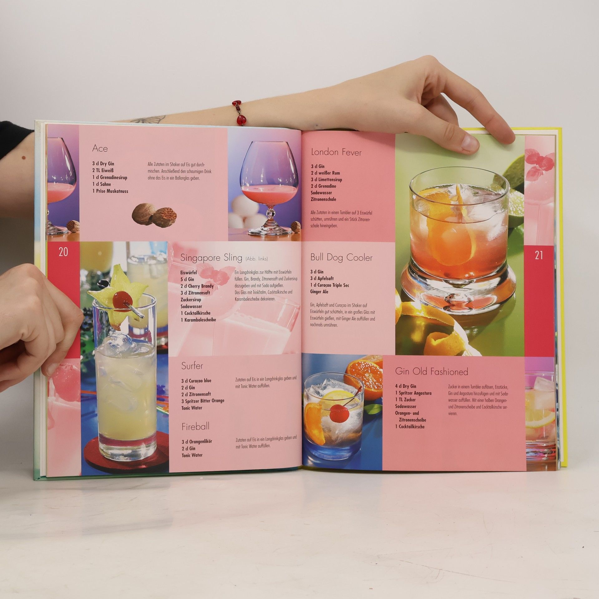 Kolektiv autorů Cocktails