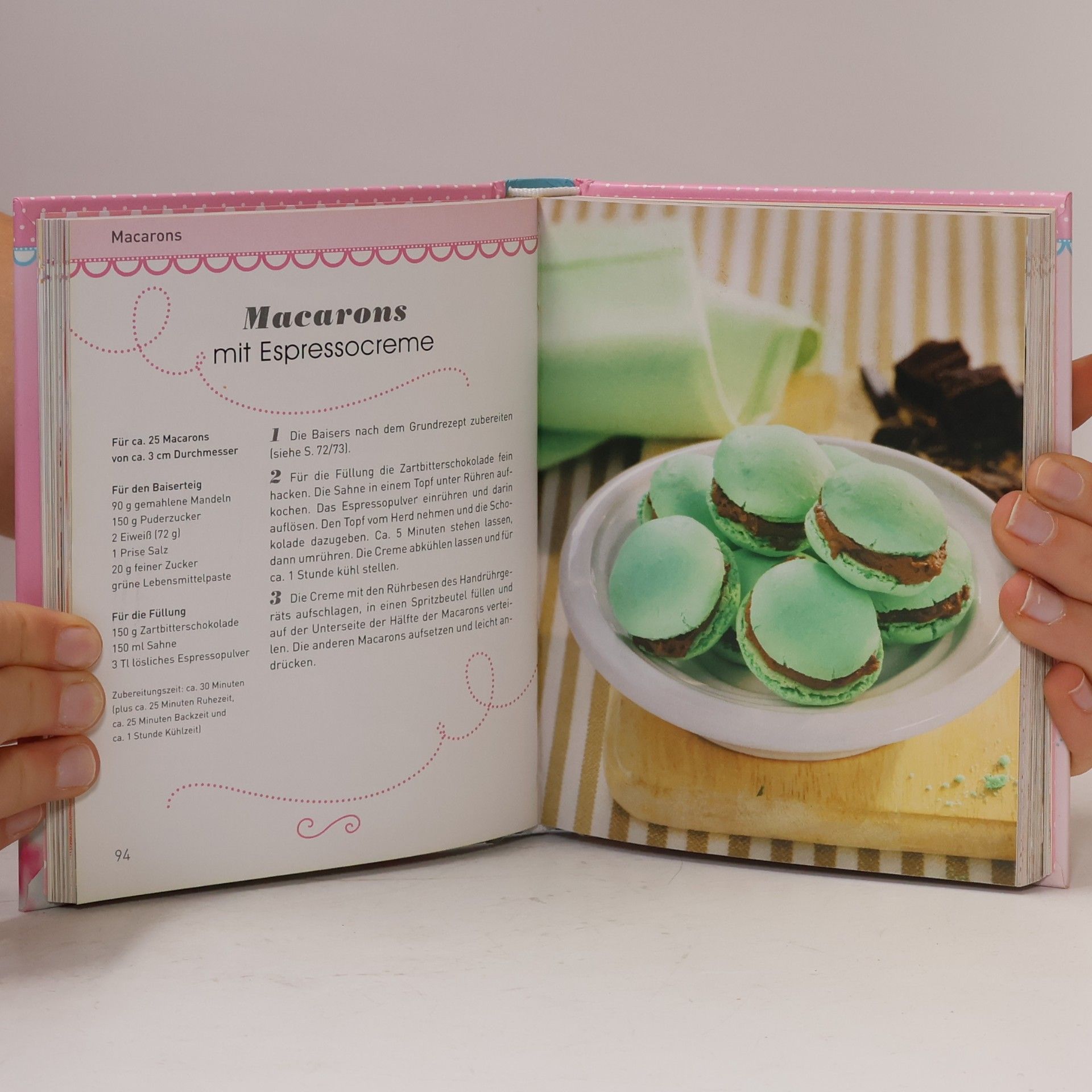 Kolektiv autorů Cakepops, Macarons & Co.