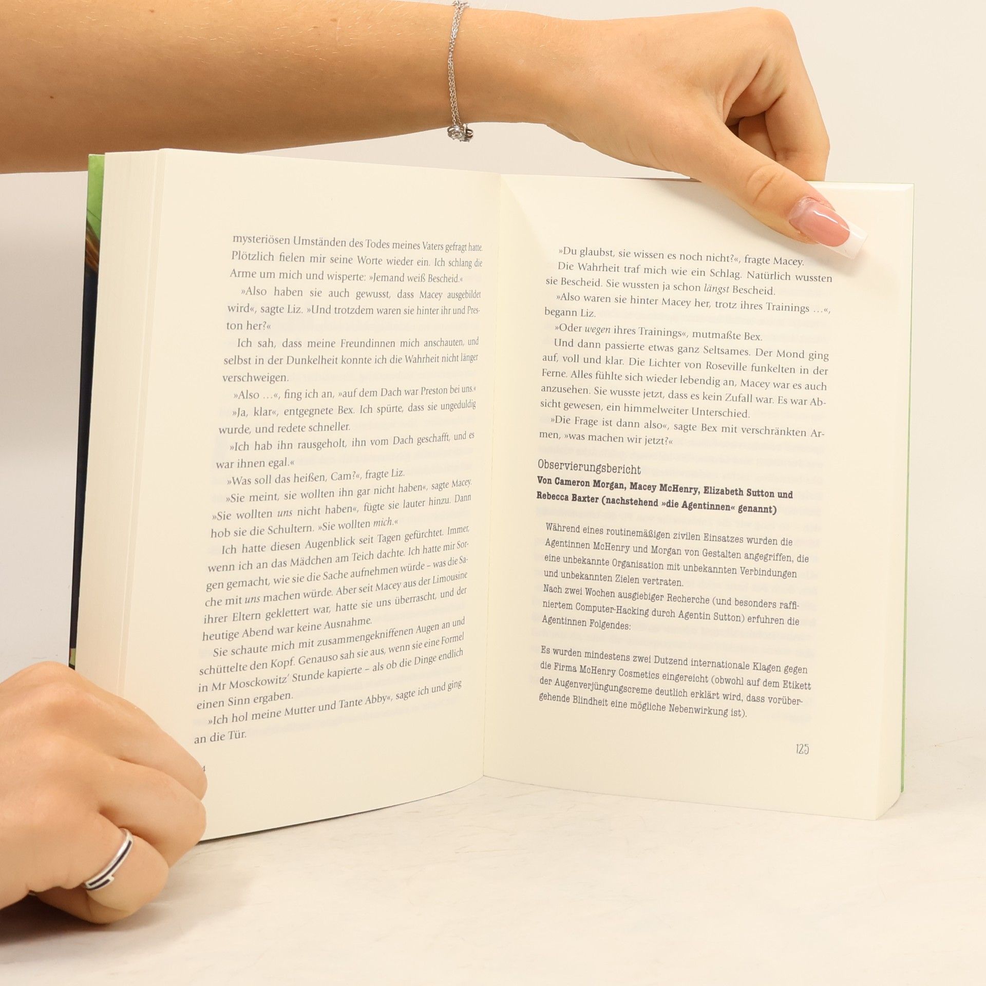Ally Carter Gallagher girls