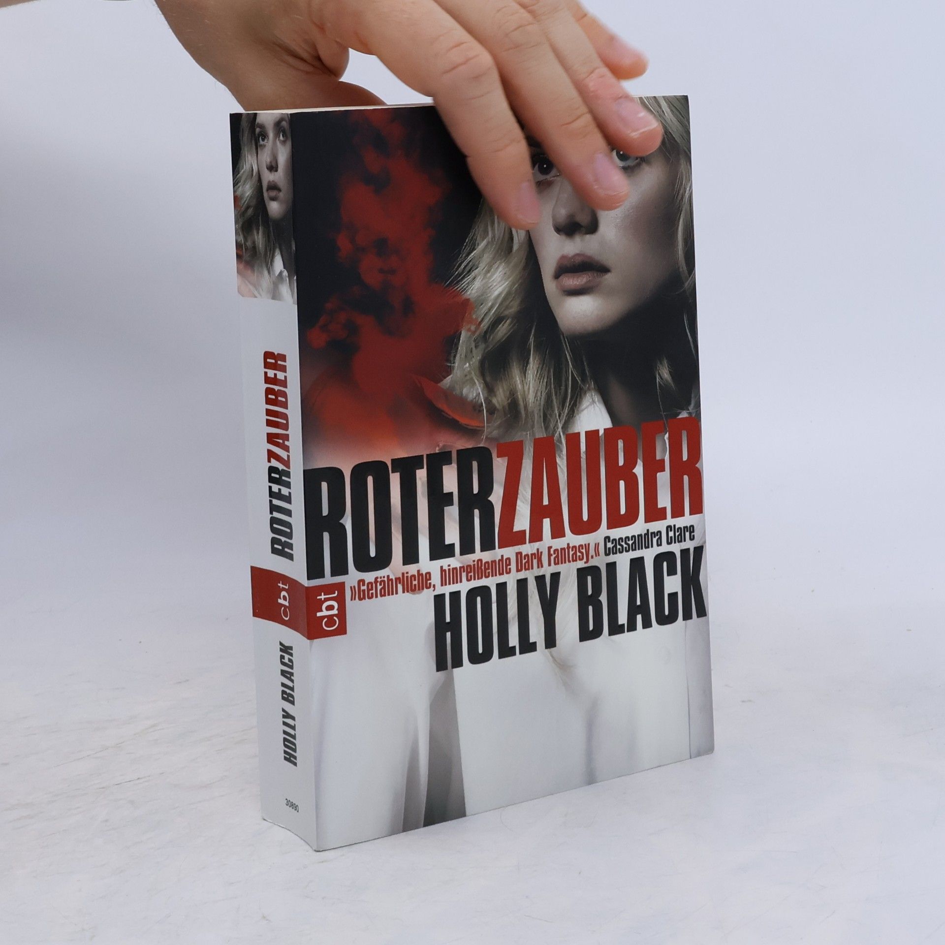 Holly Black Roter Zauber