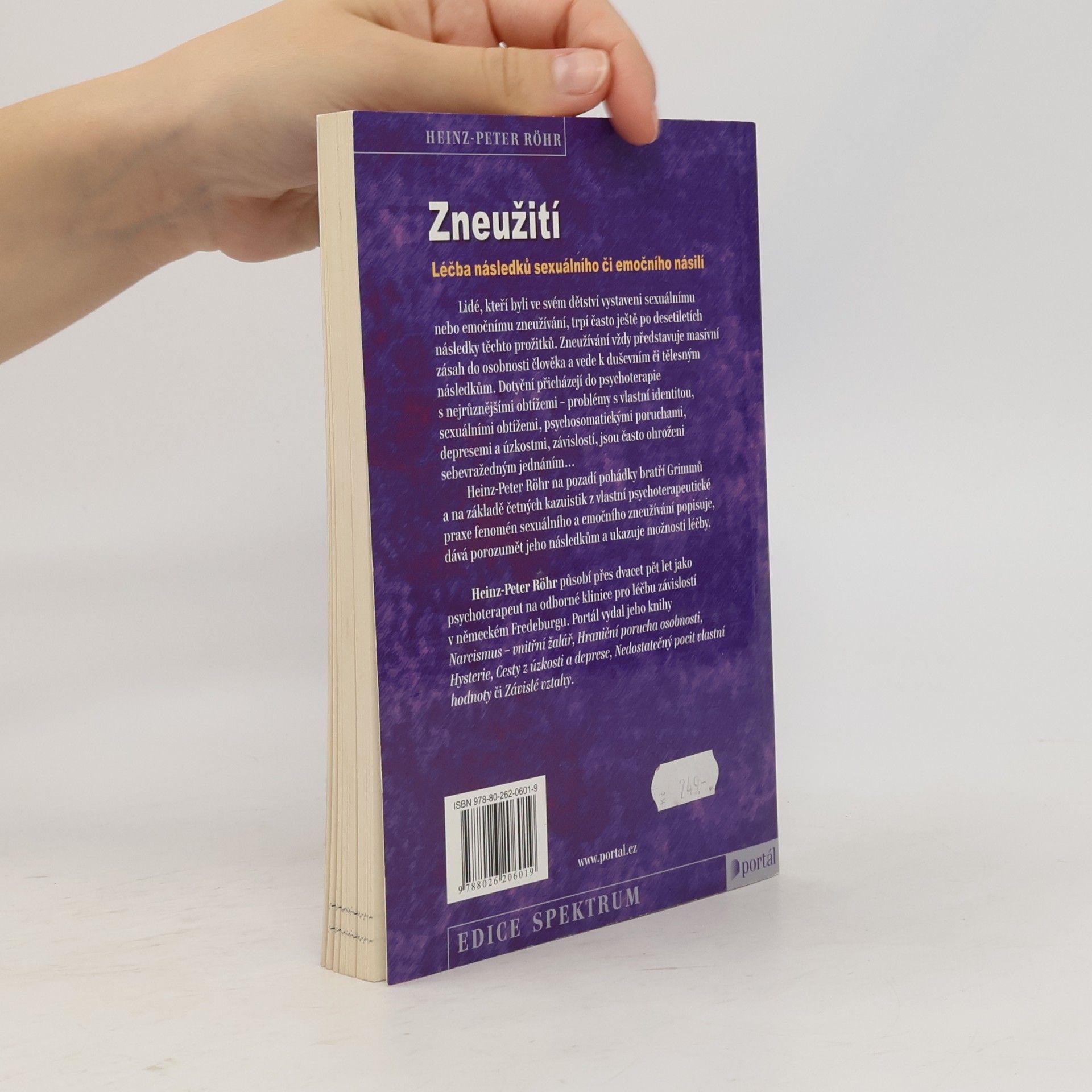 Heinz-Peter Röhr Zneužití - léčba následků sexuálního či emočního násilí