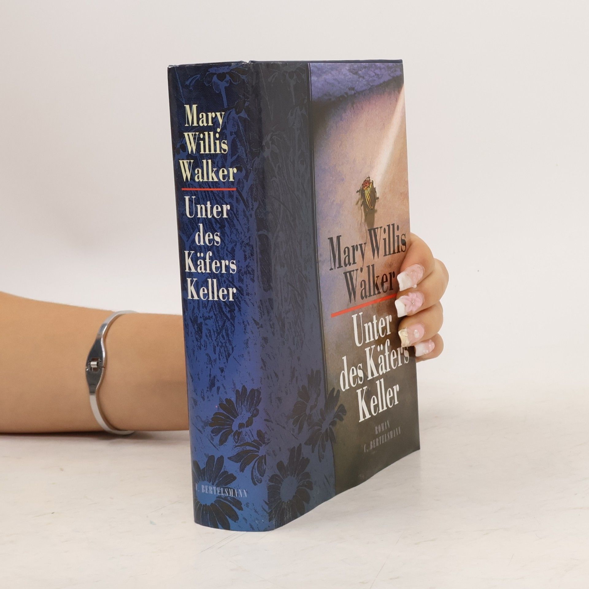 Mary Willis Walker Unter des Käfers Keller