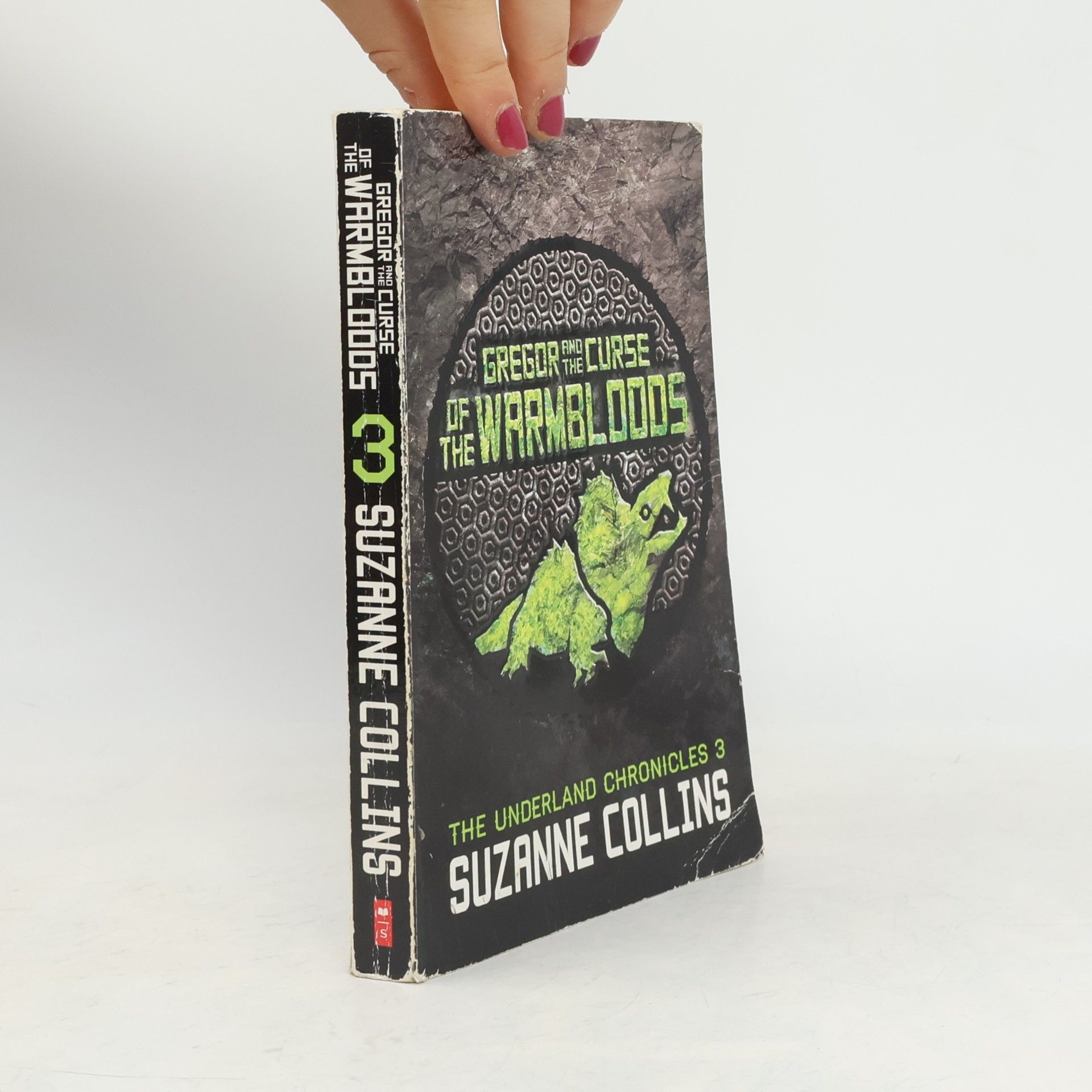 Suzanne Collins Gregor and the Curse of the Warmbloods