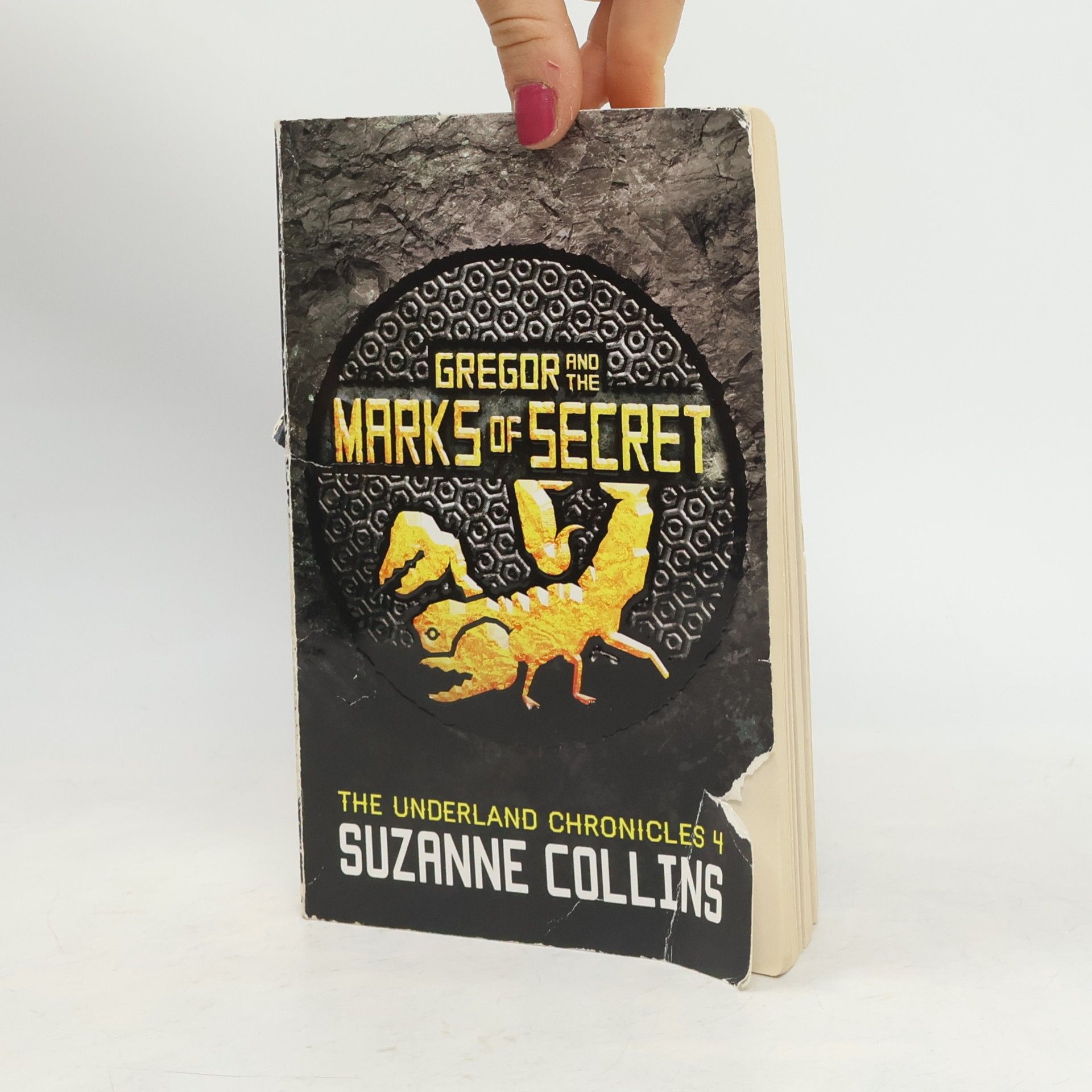 Suzanne Collins Gregor and the Marks of Secret