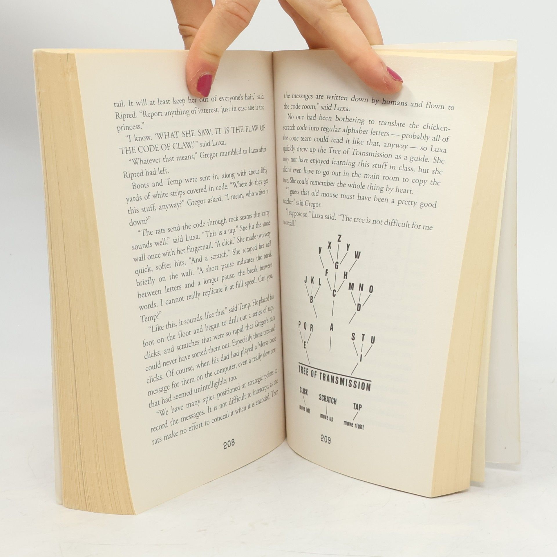 Suzanne Collinsová Gregor and the Code of Claw