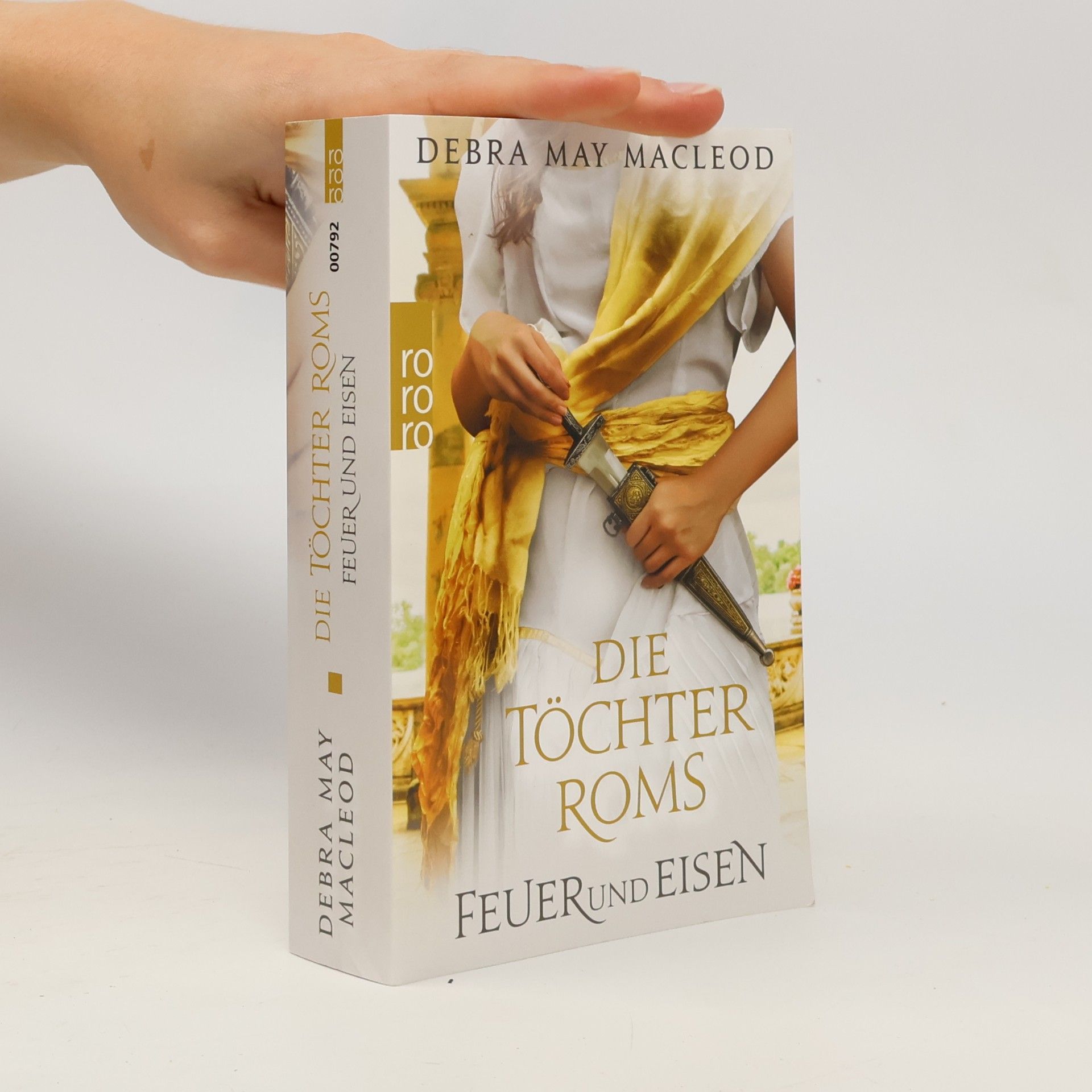 Die Töchter Roms: Feuer und Eisen