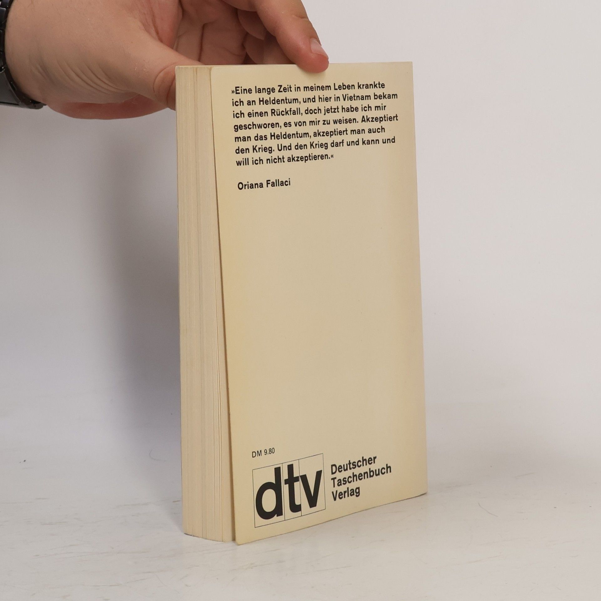 Oriana Fallaci Wir, Engel und Bestien