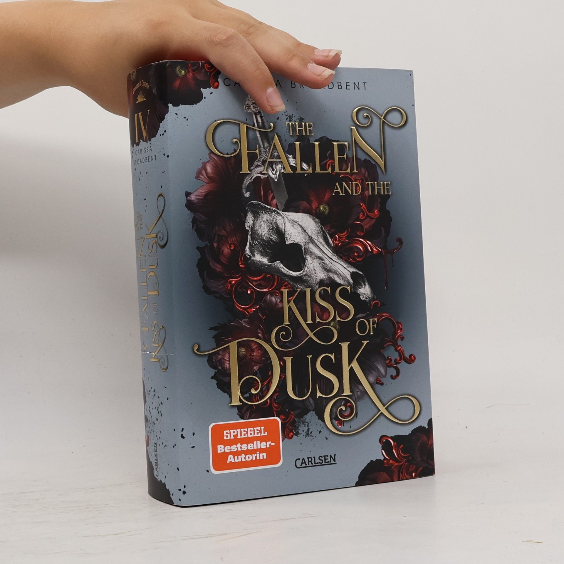 Carissa Broadbent The Fallen and the Kiss of Dusk