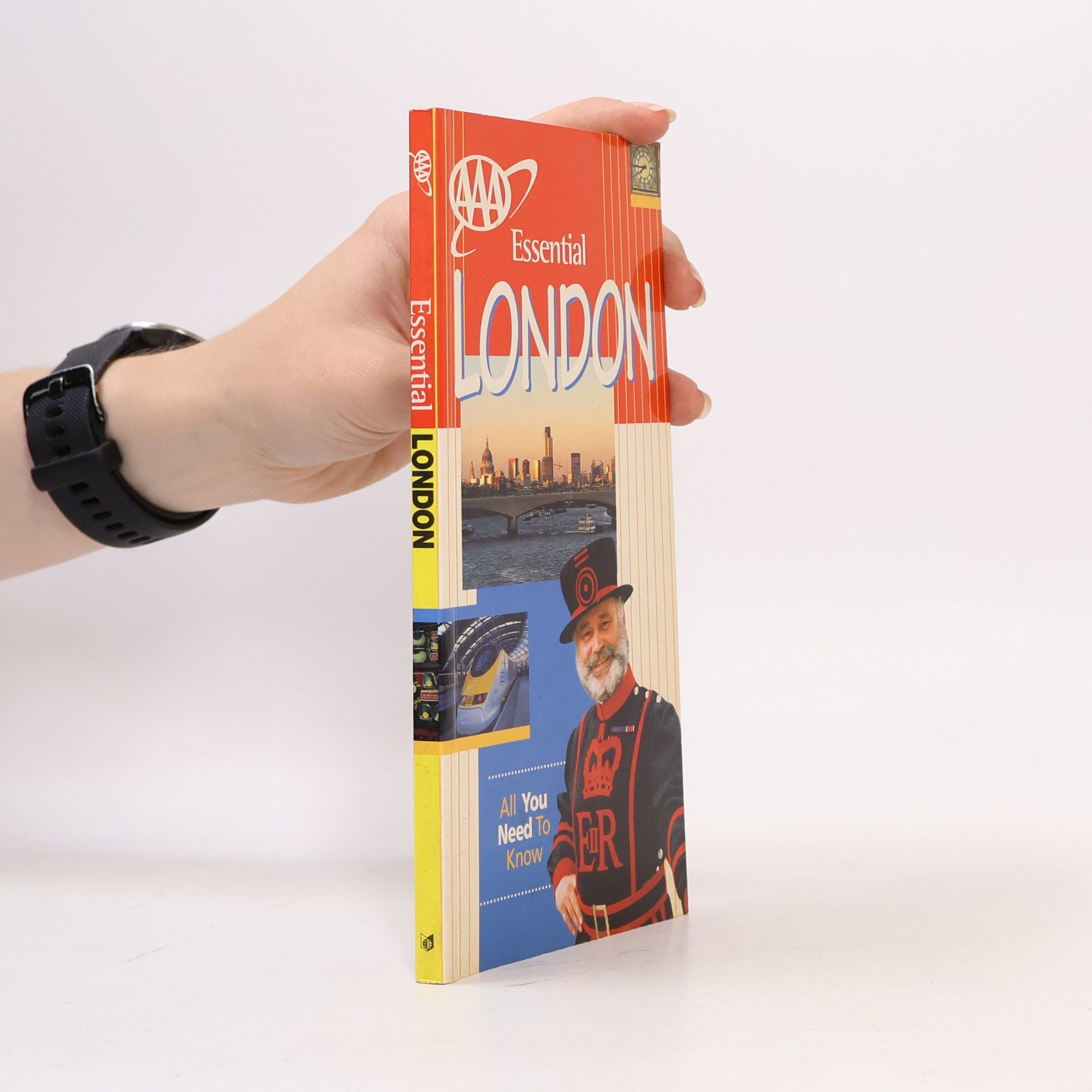 Ntc Publishing Group AAA Essential London