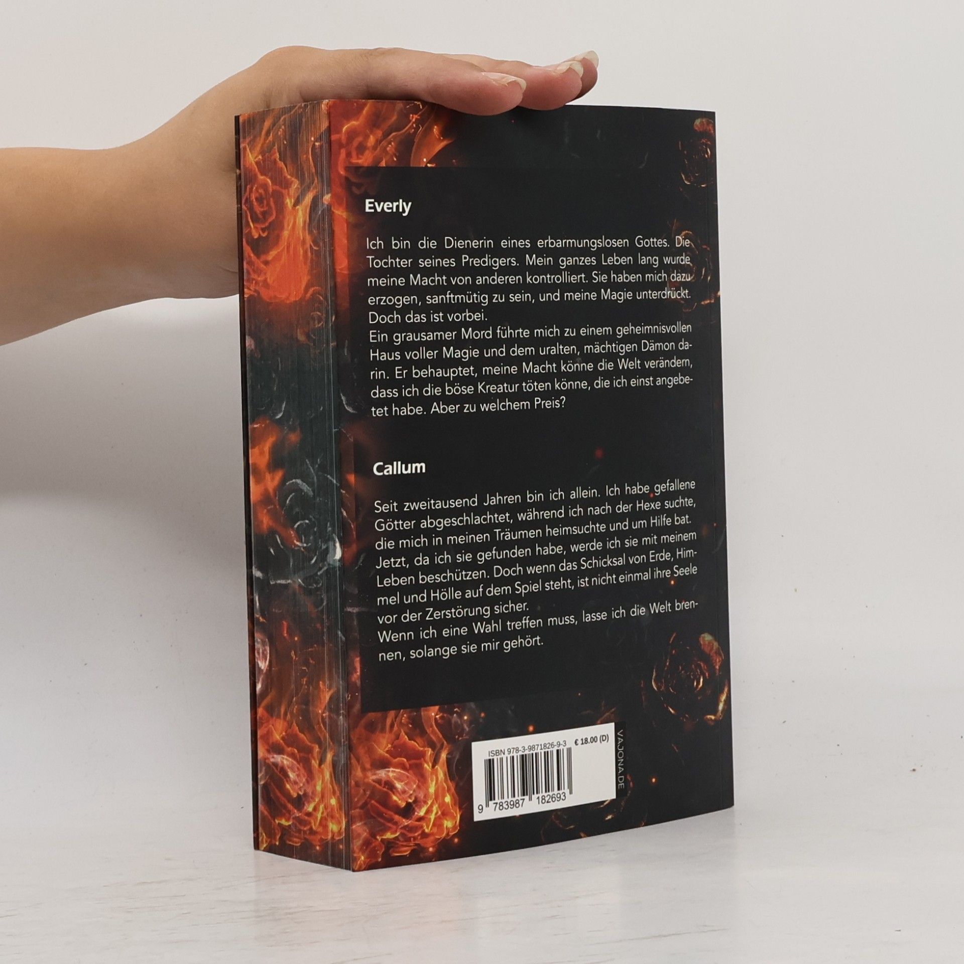 Harley Laroux Souls Trilogy - 3: Soul Of A Witch