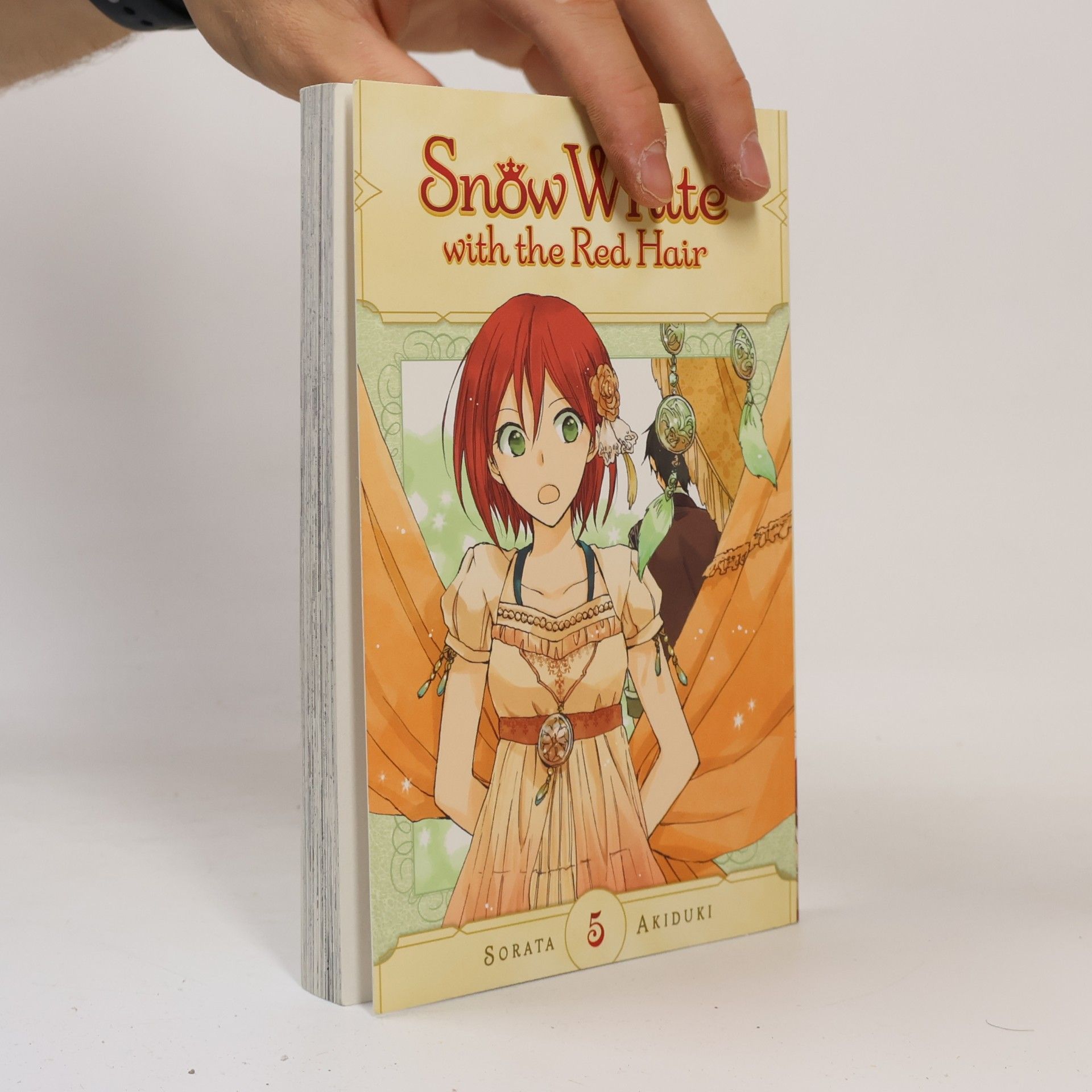 Sorata Akizuki Snow White with the Red Hair, Vol. 5