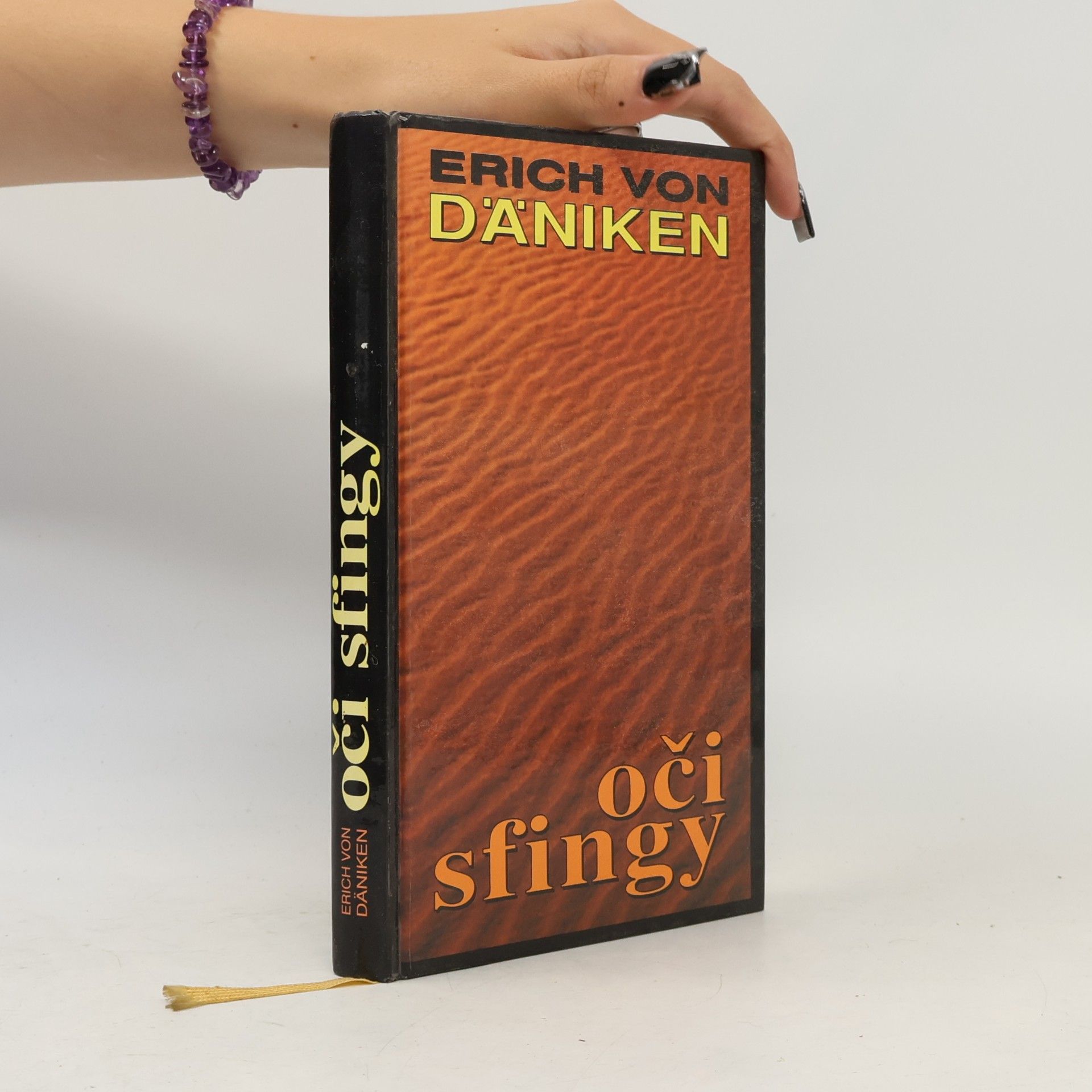 Erich von Däniken Oči sfingy