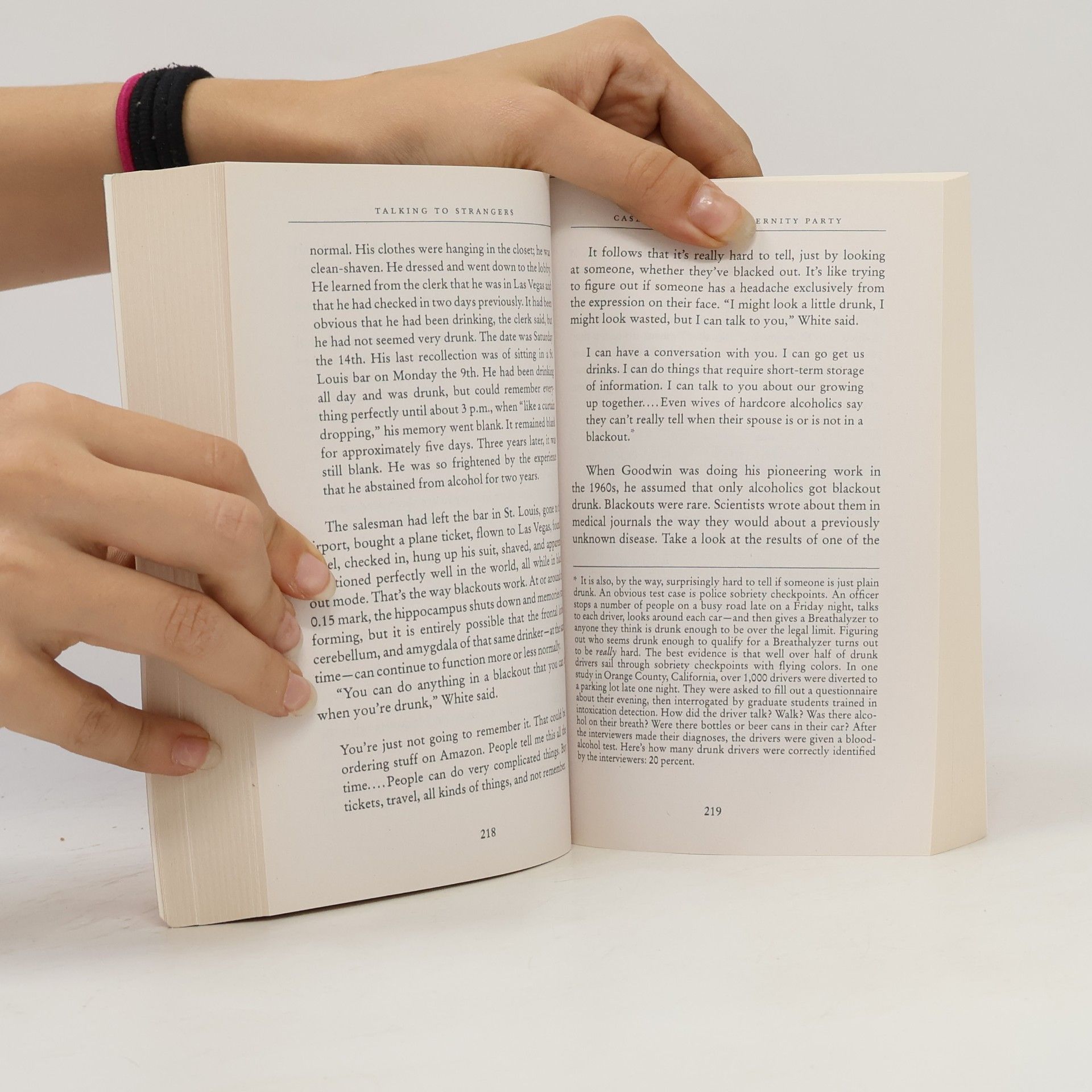 Malcom Gladwell Talking to strangers : what we should know about the people we donť know