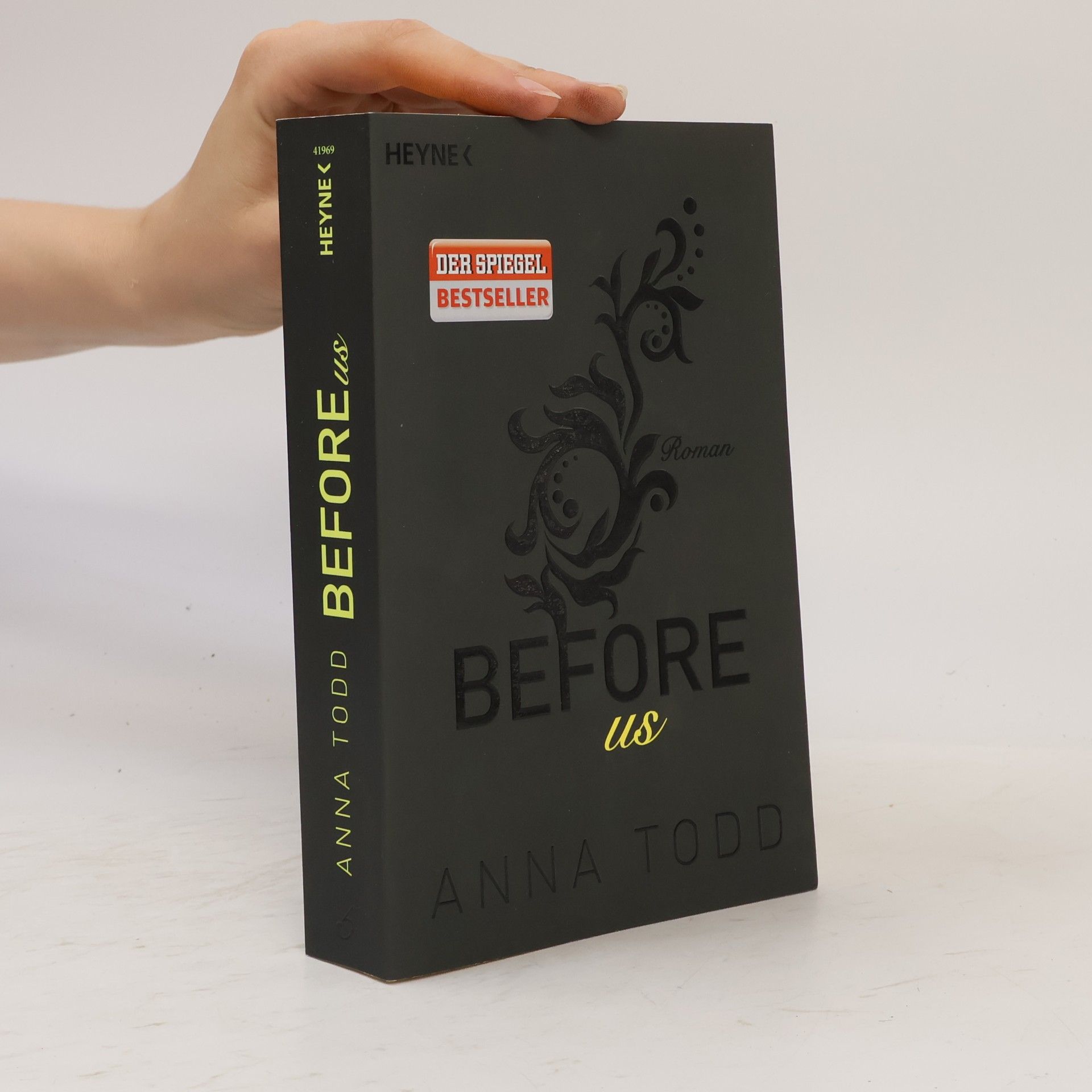 Anna Todd After 5. Before Us