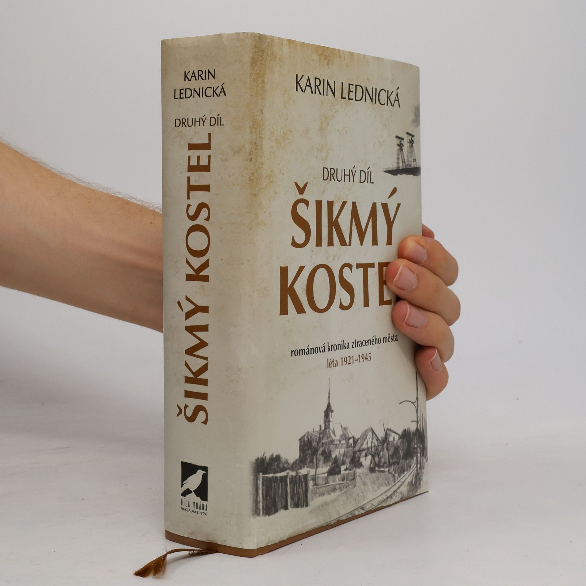 Karin Lednická Šikmý kostel 2