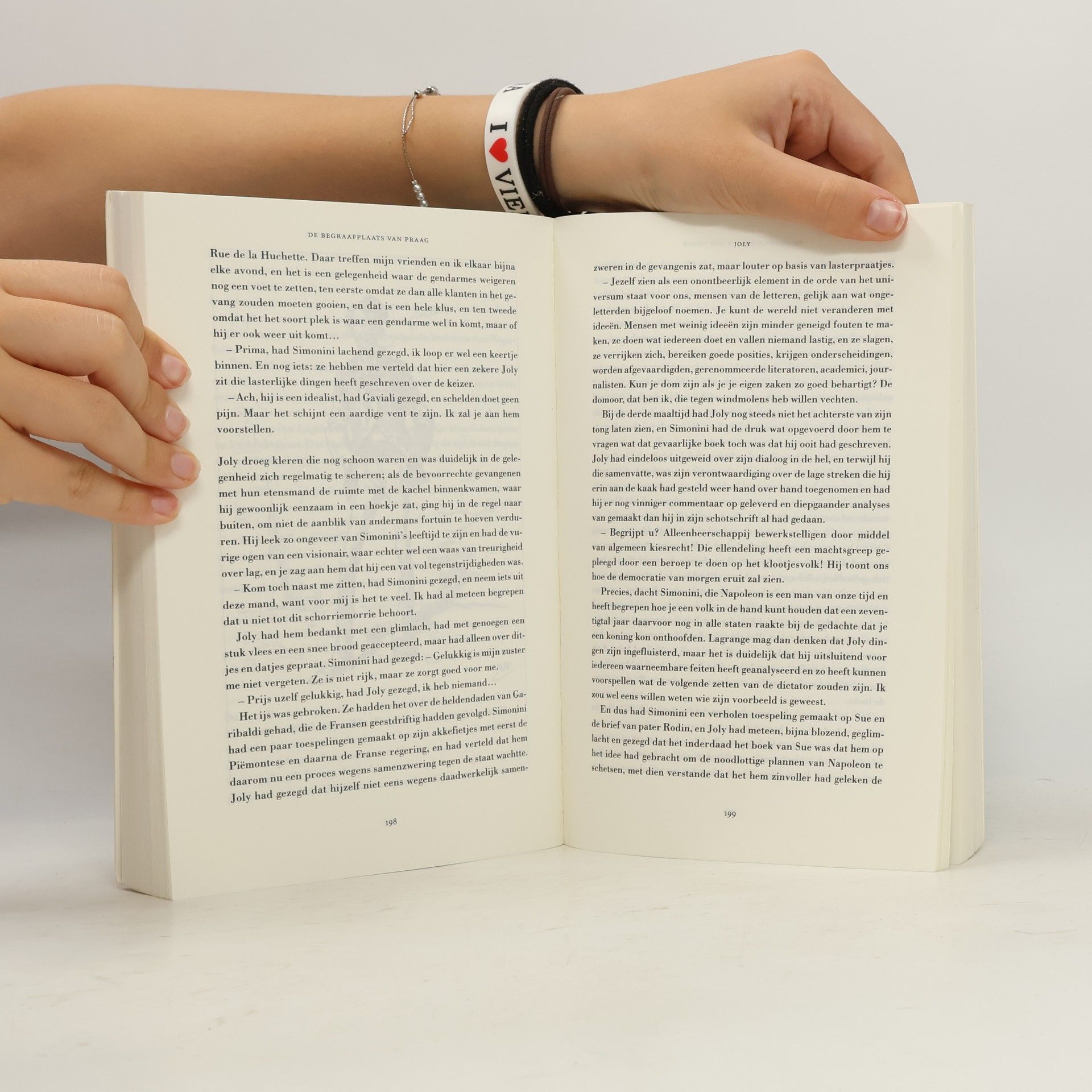 Umberto Eco De begraafplaats van Praag