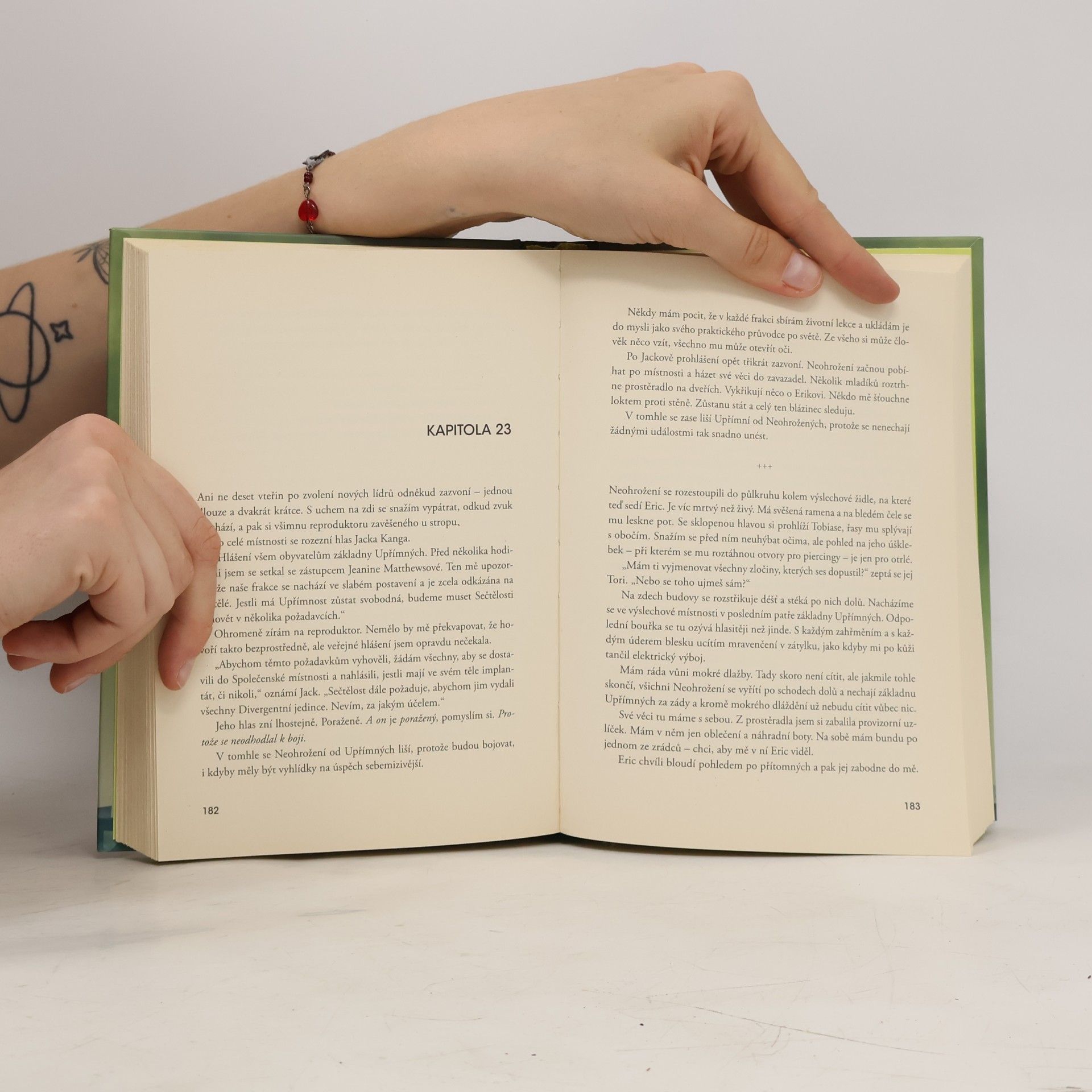 Veronica Roth Rezistence