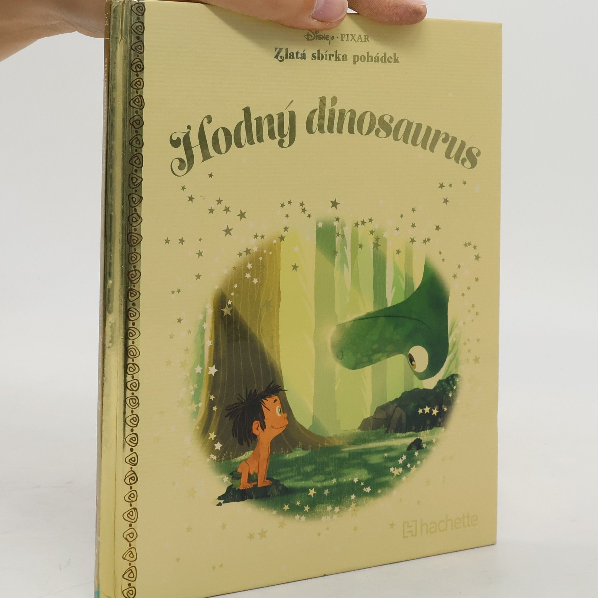 Various authors Zlatá sbírka pohádek 77. Hodný dinosaurus