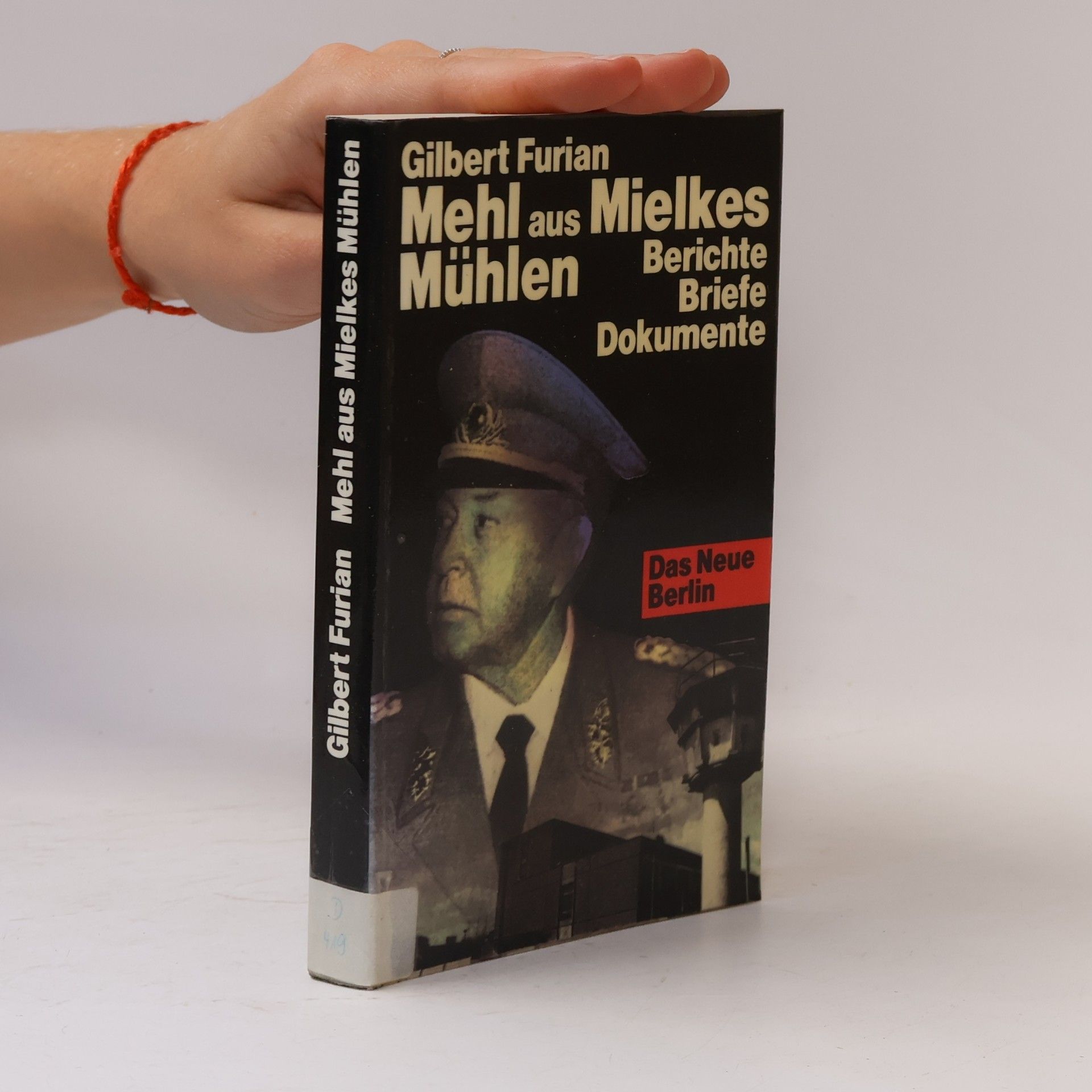 Gilbert Furian Mehl aus Mielkes Mühlen