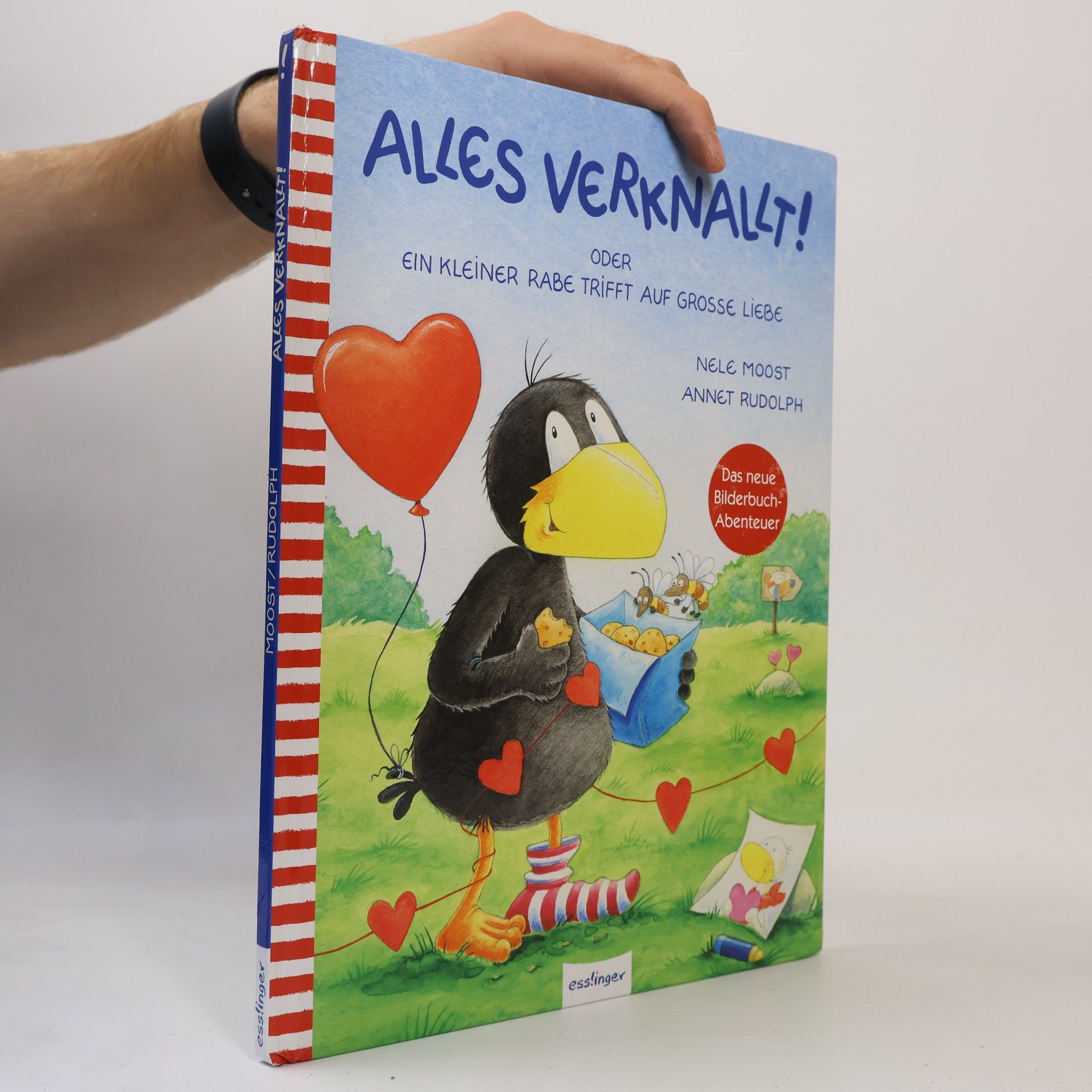 Alles verknallt! oder Ein kleiner Rabe trifft auf grosse Liebe