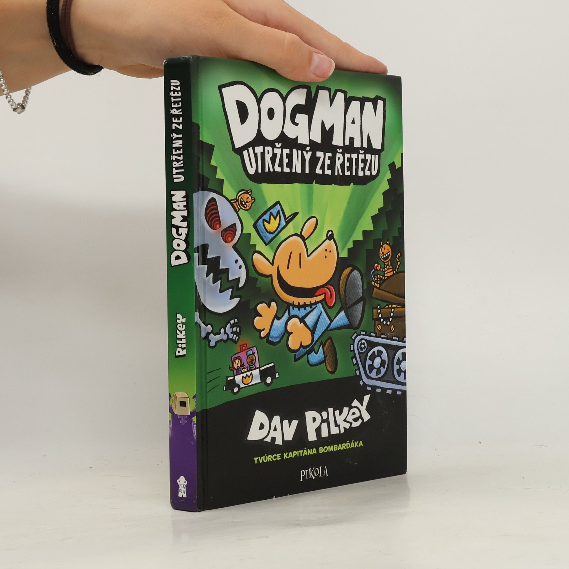 Dav Pilkey Dogman utržený ze řetězu