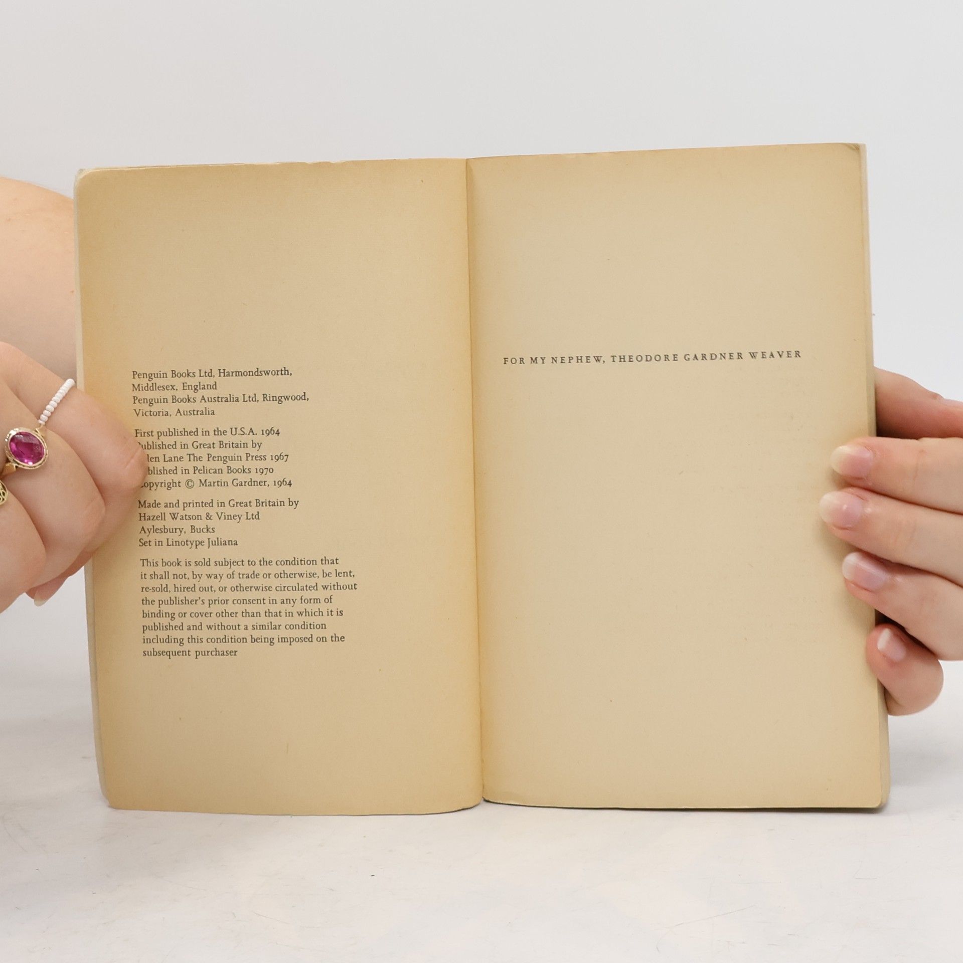 Martin Gardner The Ambidextrous Universe