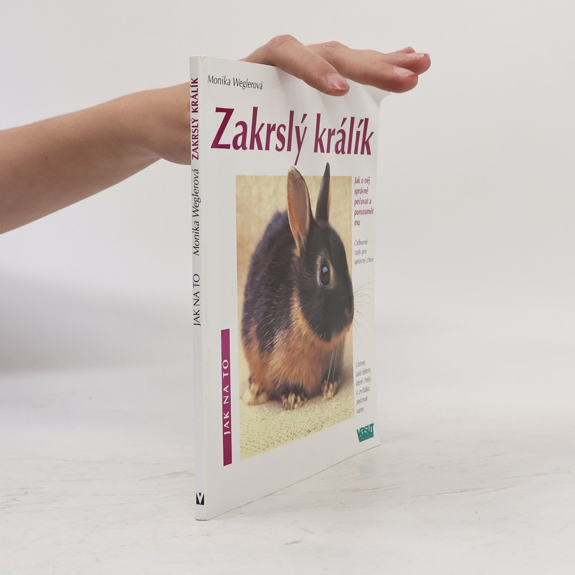 Monika Wegler Zakrslý králík
