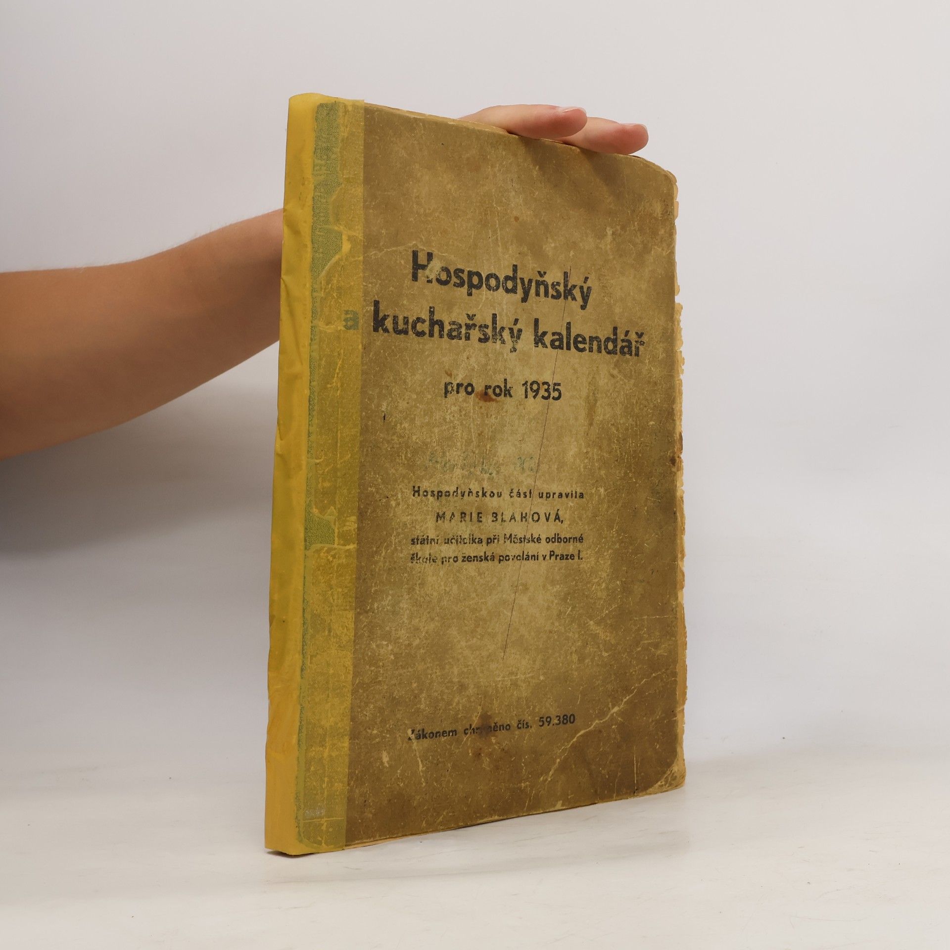 Hospodyňský a kuchařský kalendář pro rok 1935