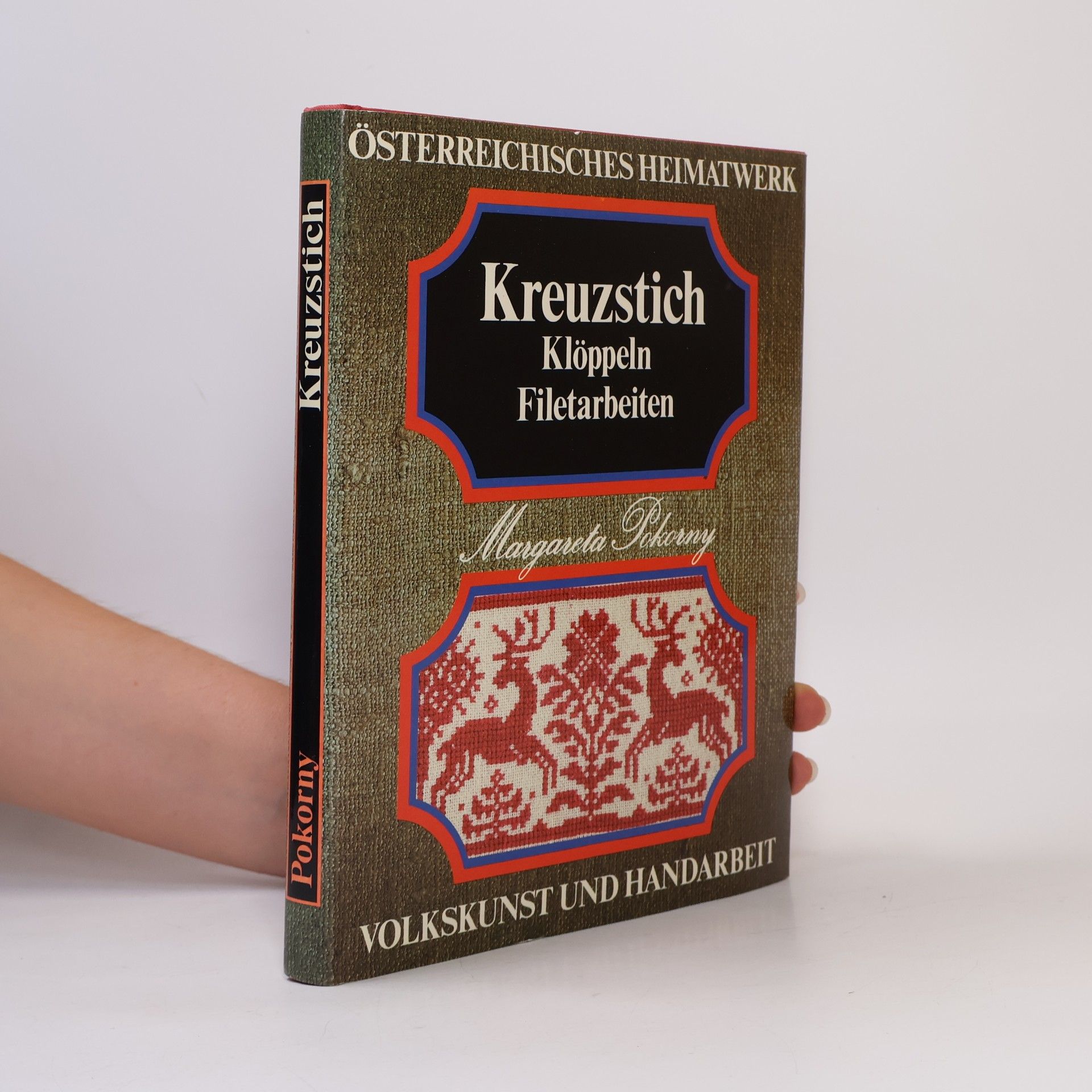 Margareta Pokorny Kreuzstich, Klöppeln, Filetarbeiten