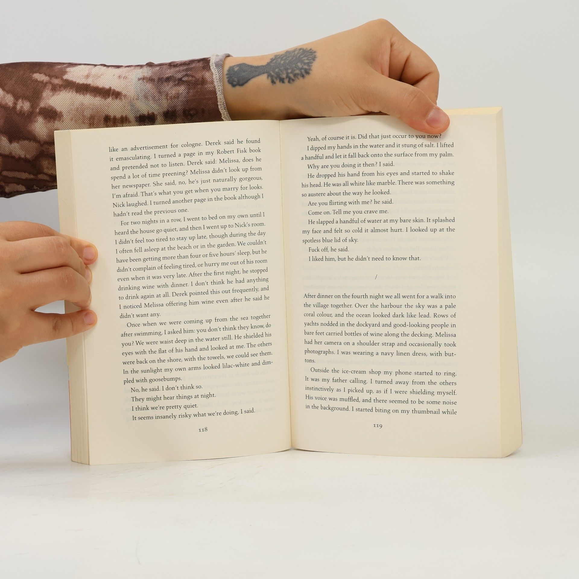 Sally Rooney Conversations with Friends