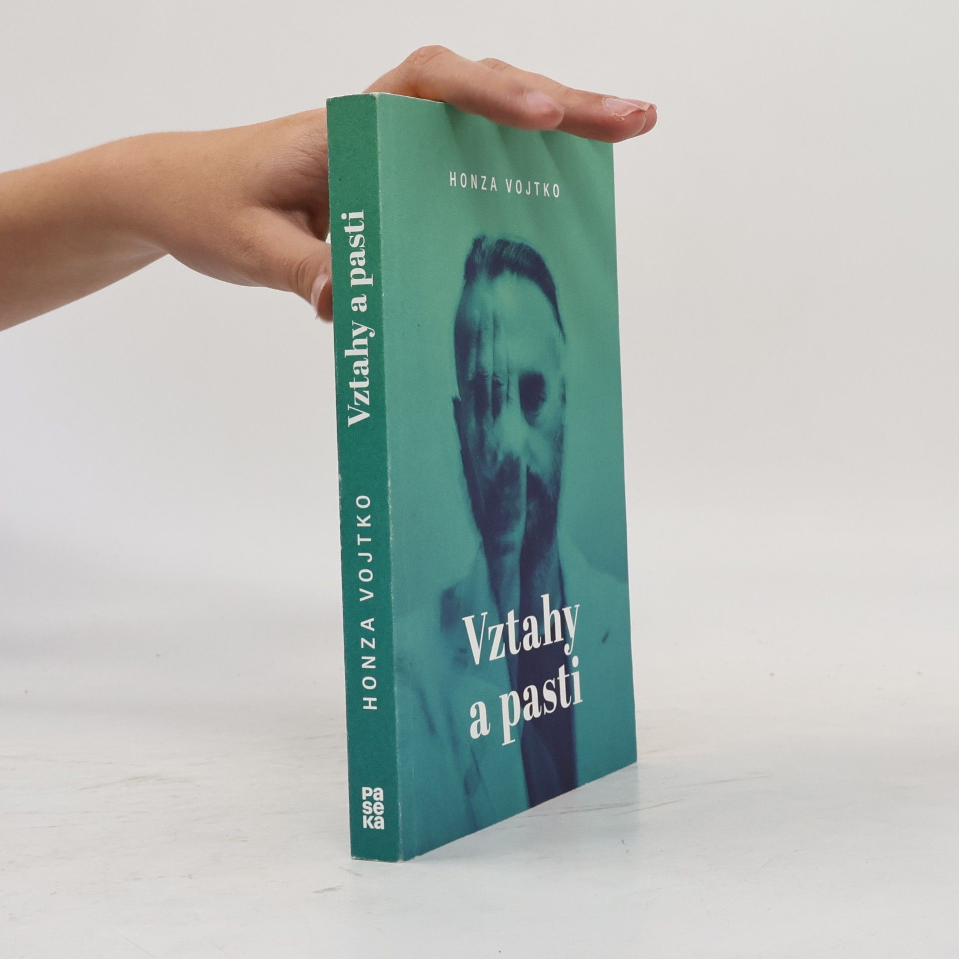 Ján Vojtko Vztahy a pasti