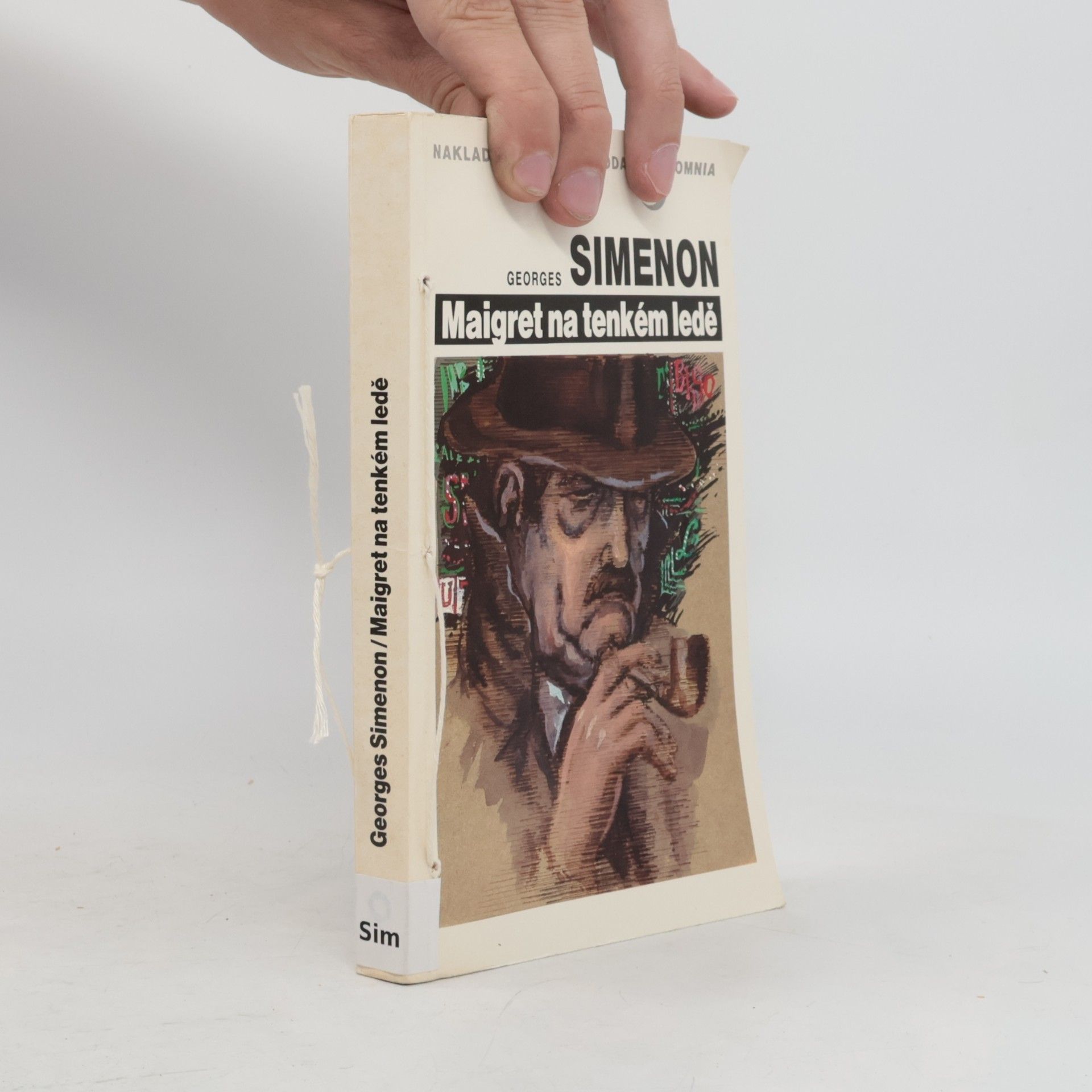 Georges Simenon Maigret na tenkém ledě
