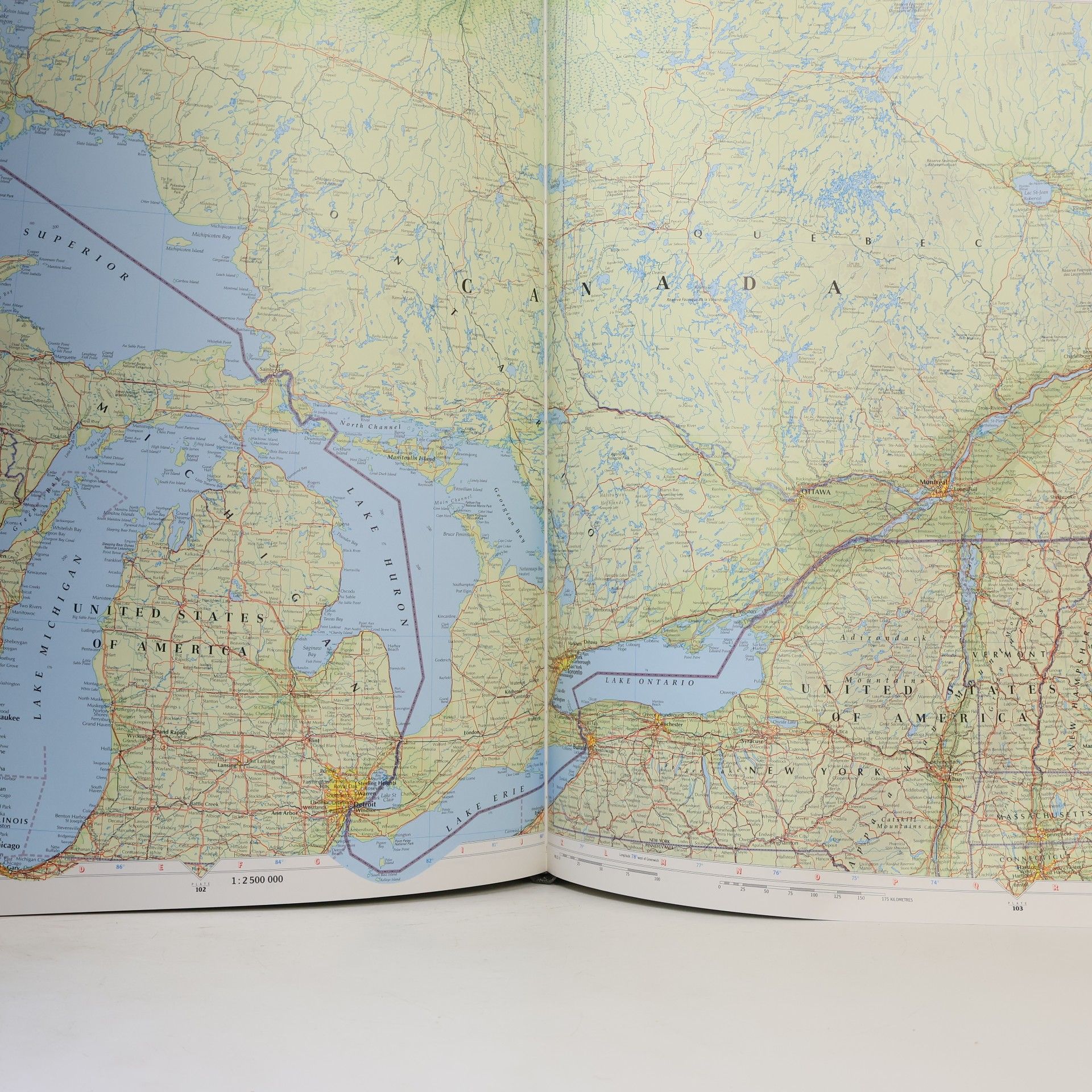 Collins Bartholomew The Times Comprehensive Atlas of the World