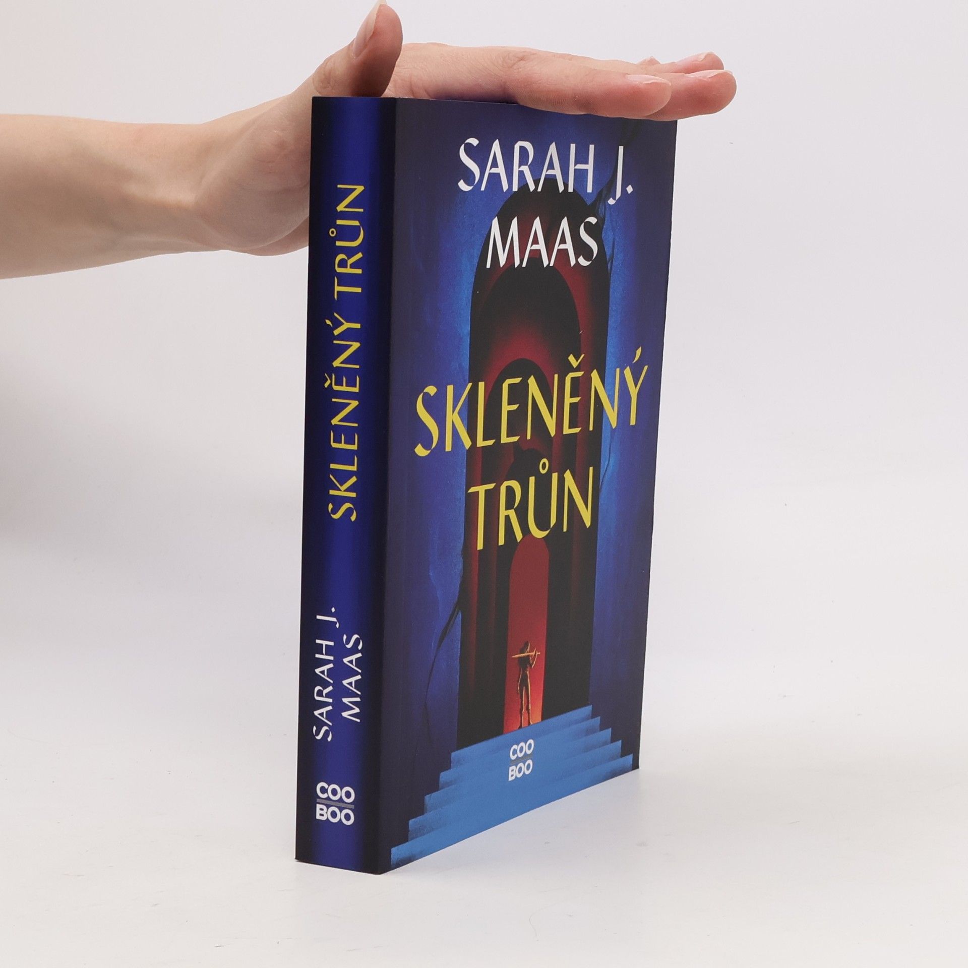 Sarah J. Maasová Skleněný trůn