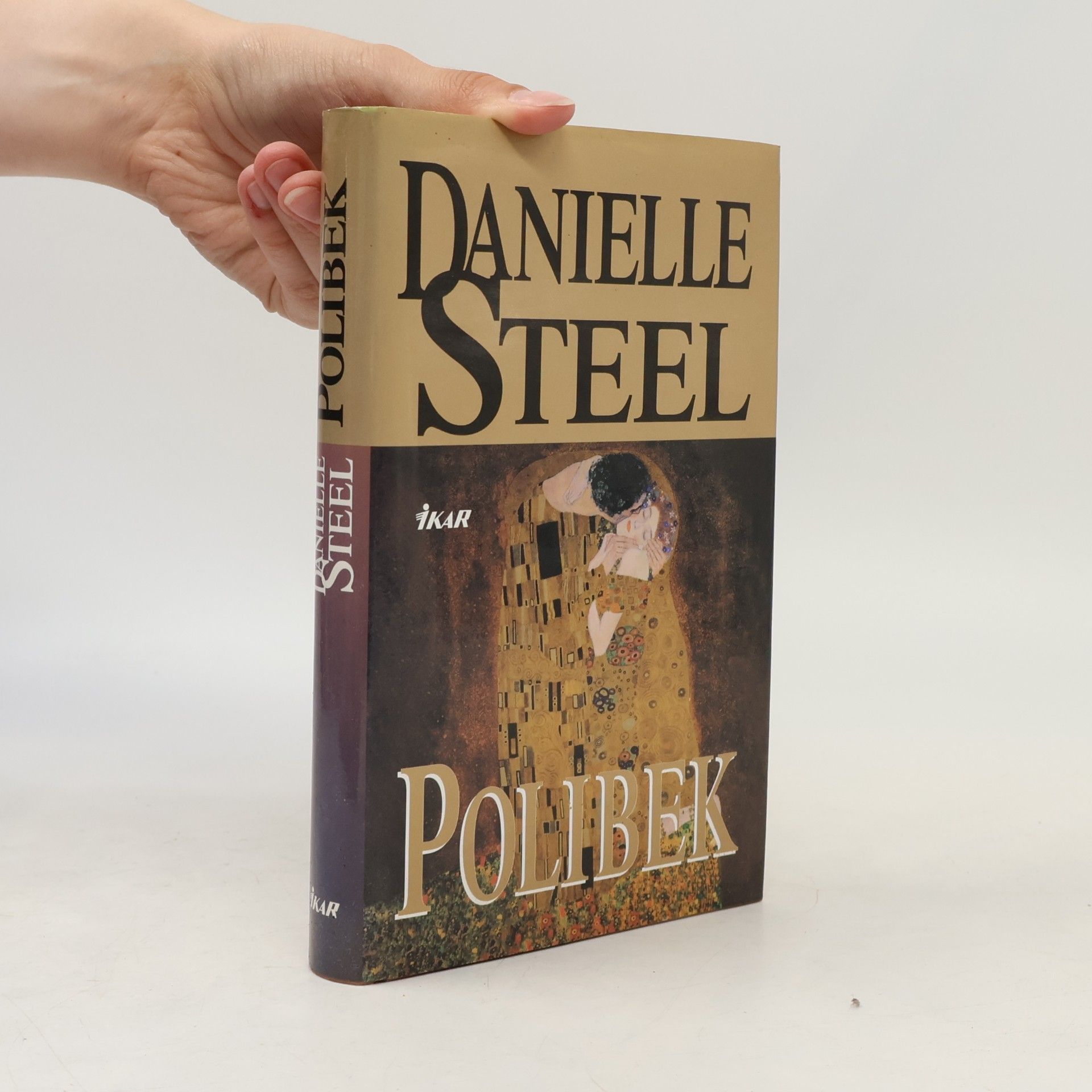 Danielle Steel Polibek