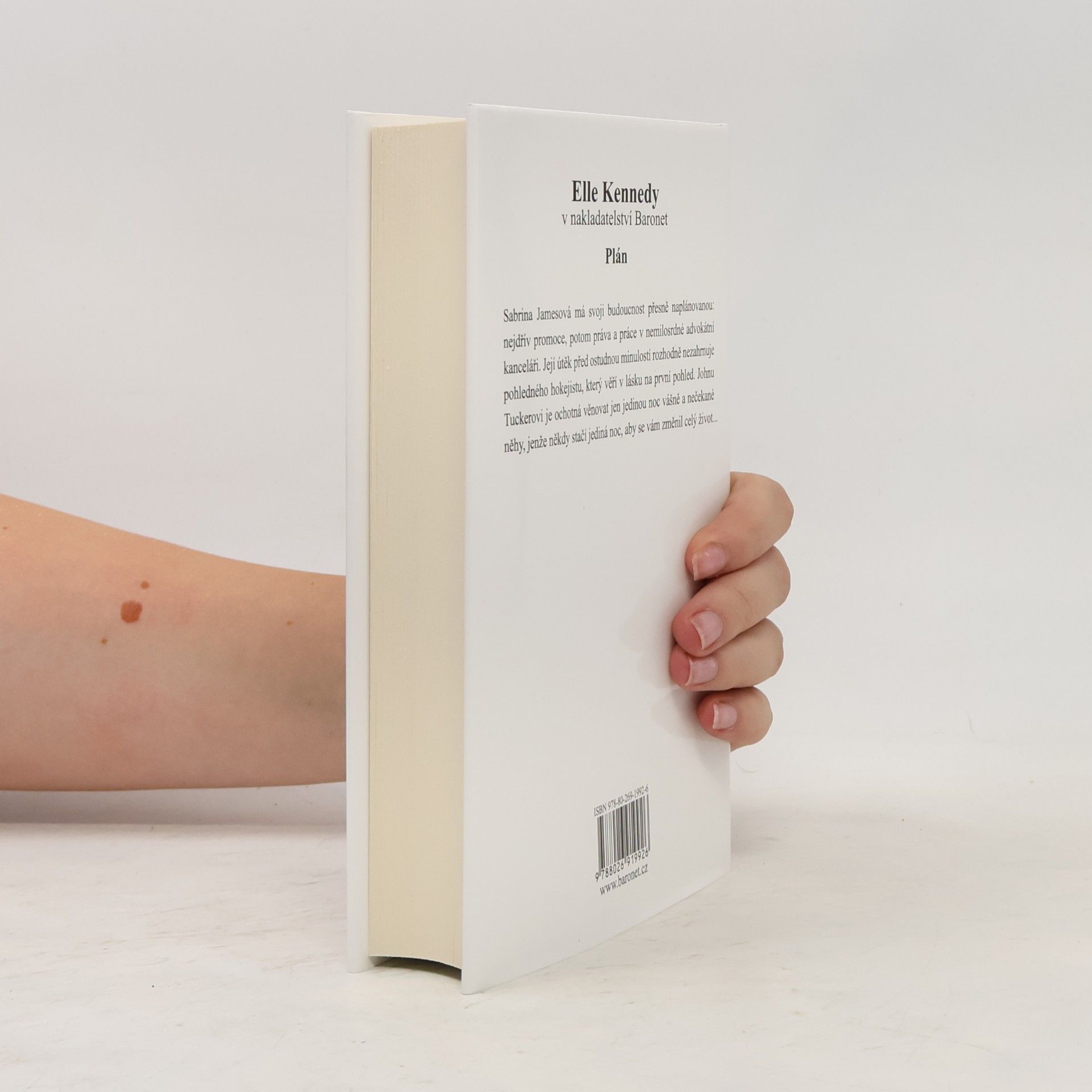 Elle Kennedy Plán : cyklus Off-Campus 4